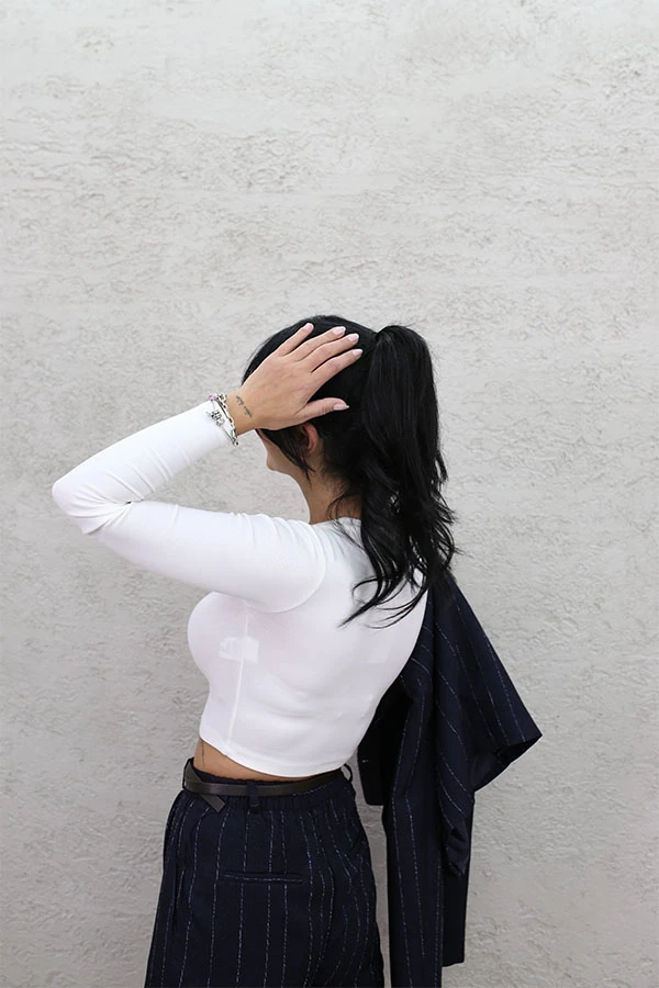 BİSİKLET YAKA CROP EKRU