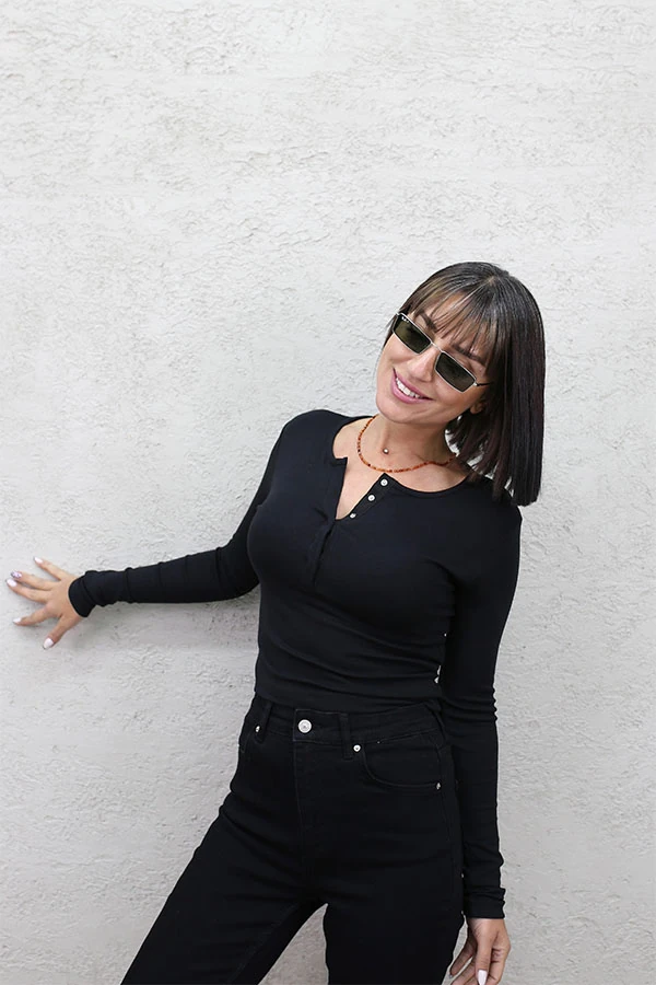 UZUN KOLLU ÇITÇIT DÜĞMELİ TOP - SİYAH