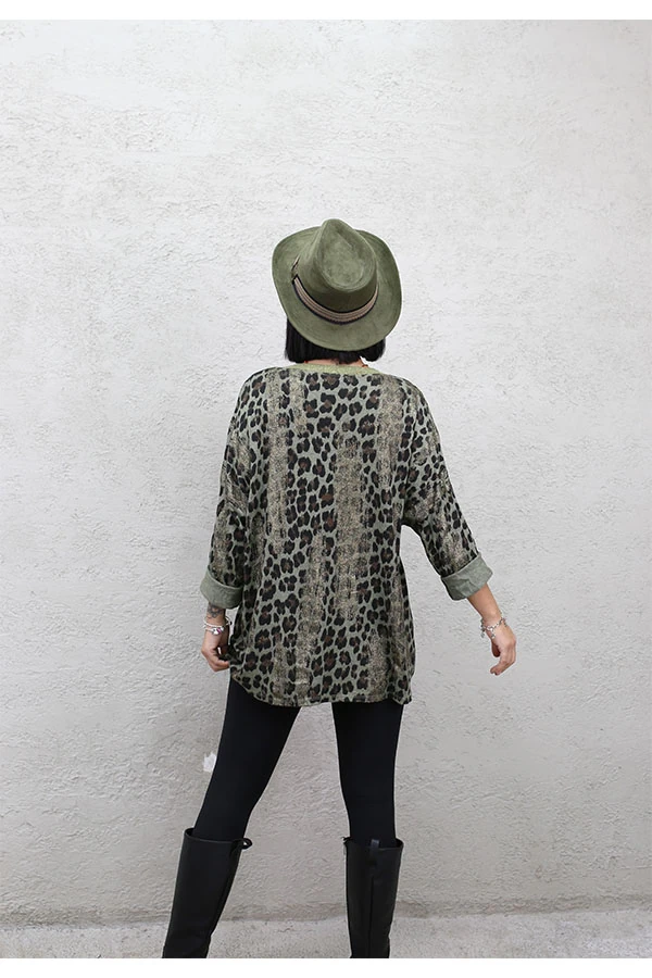 İTALYAN LEO DESENLİ SİMLİ BLUZ