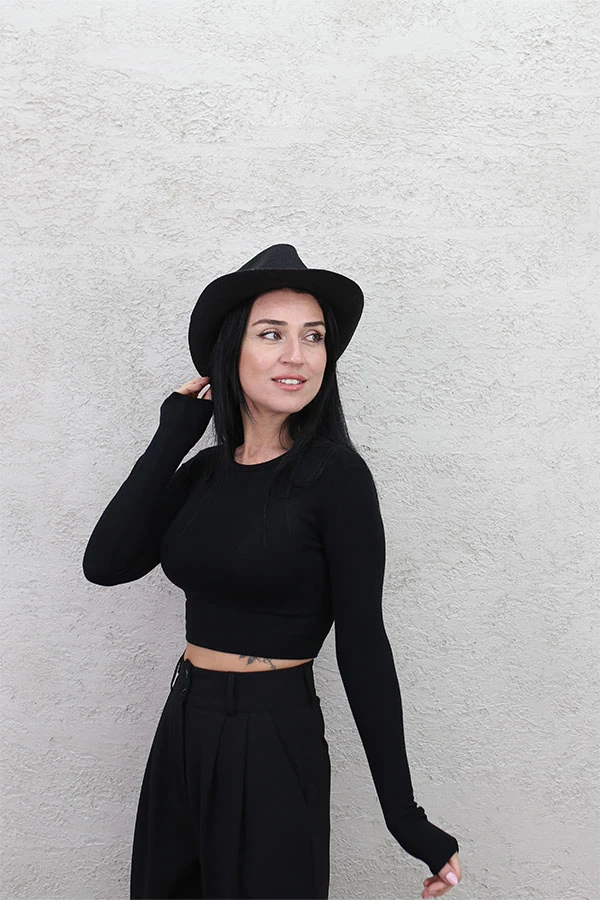 BİSİKLET YAKA CROP SİYAH