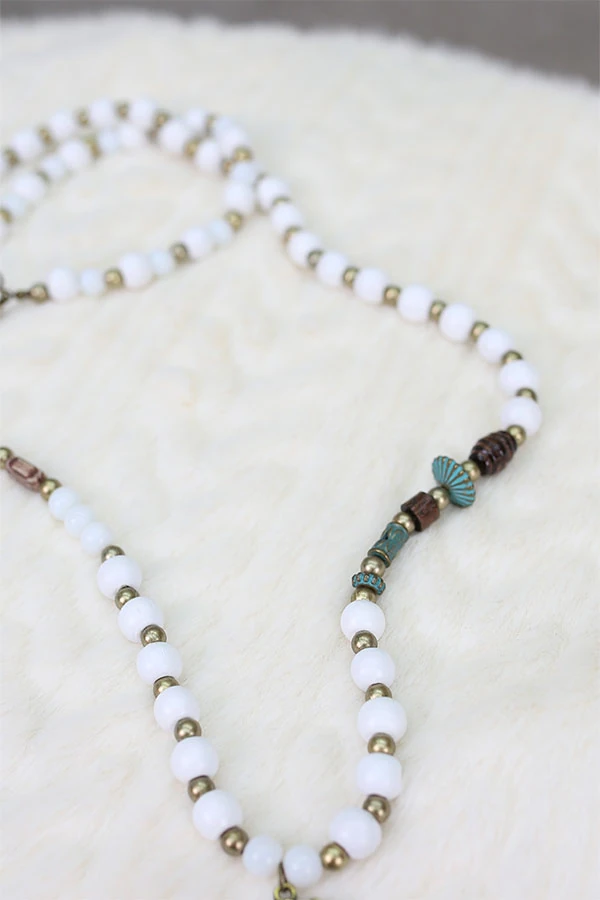 İYİLİK KOLYE BEYAZ