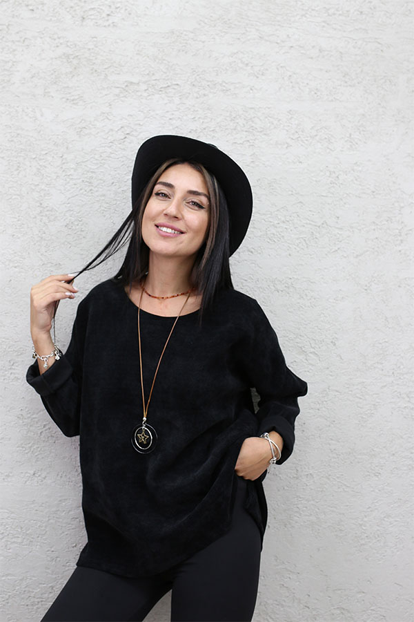 İTALYAN KOLYELİ KADİFE BLUZ - SİYAH