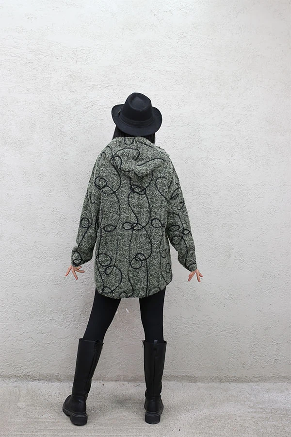 SUZİNELİ KEÇE KAP