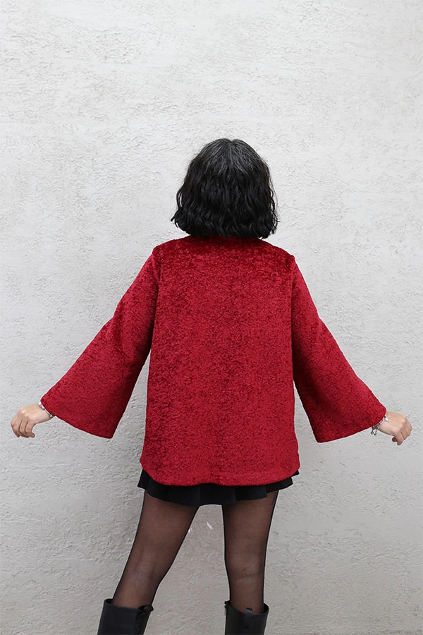 BÜYÜK DÜĞMELİ PELUŞ KABAN