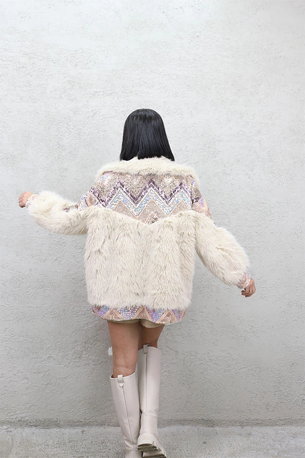 ETNİK PULLU KÜRK MONT