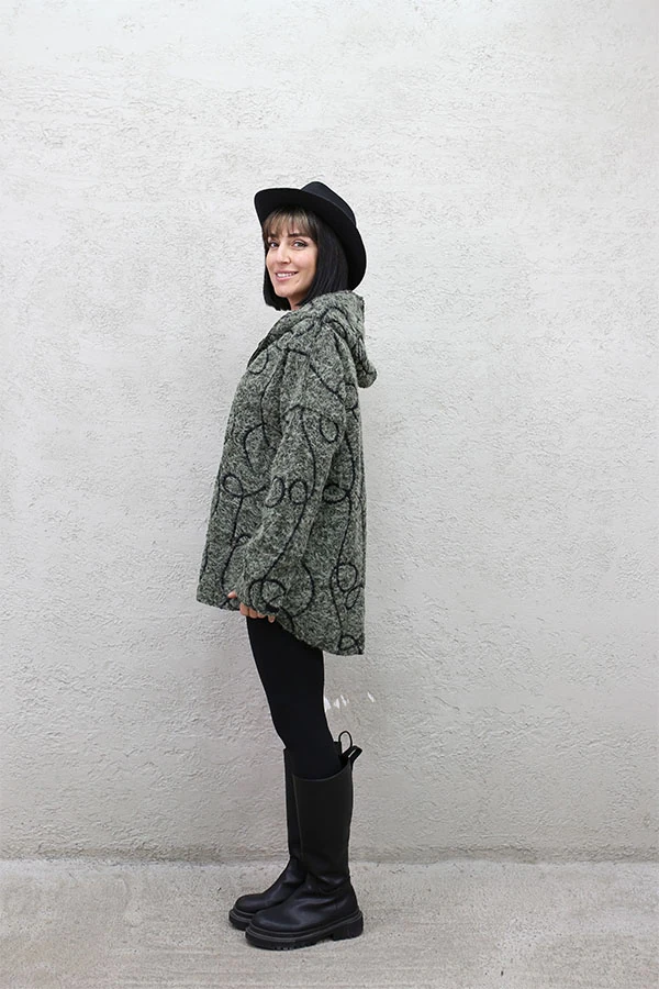 SUZİNELİ KEÇE KAP