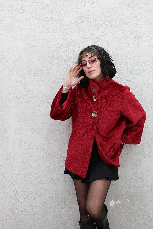 BÜYÜK DÜĞMELİ PELUŞ KABAN