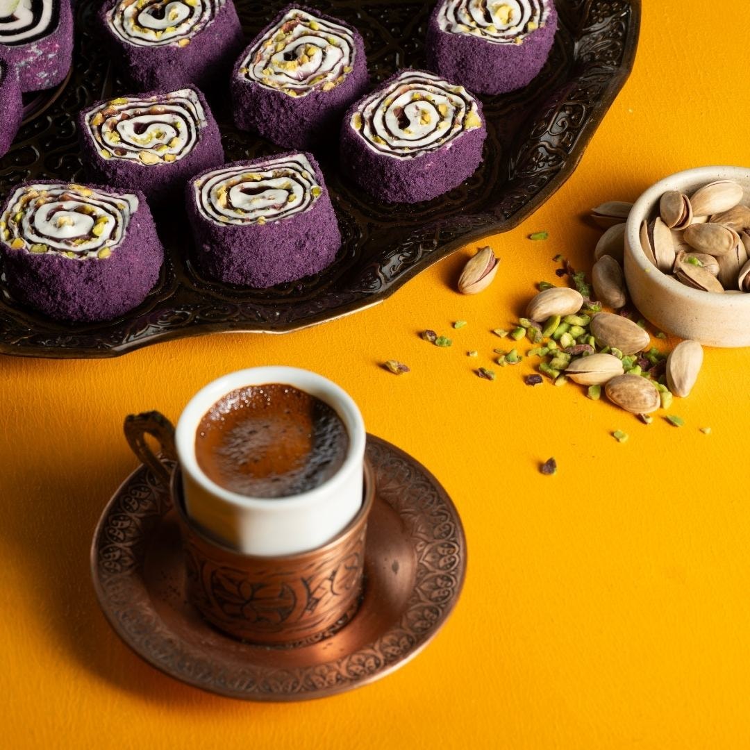 Karadutlu Fıstıklı sarma Lokum