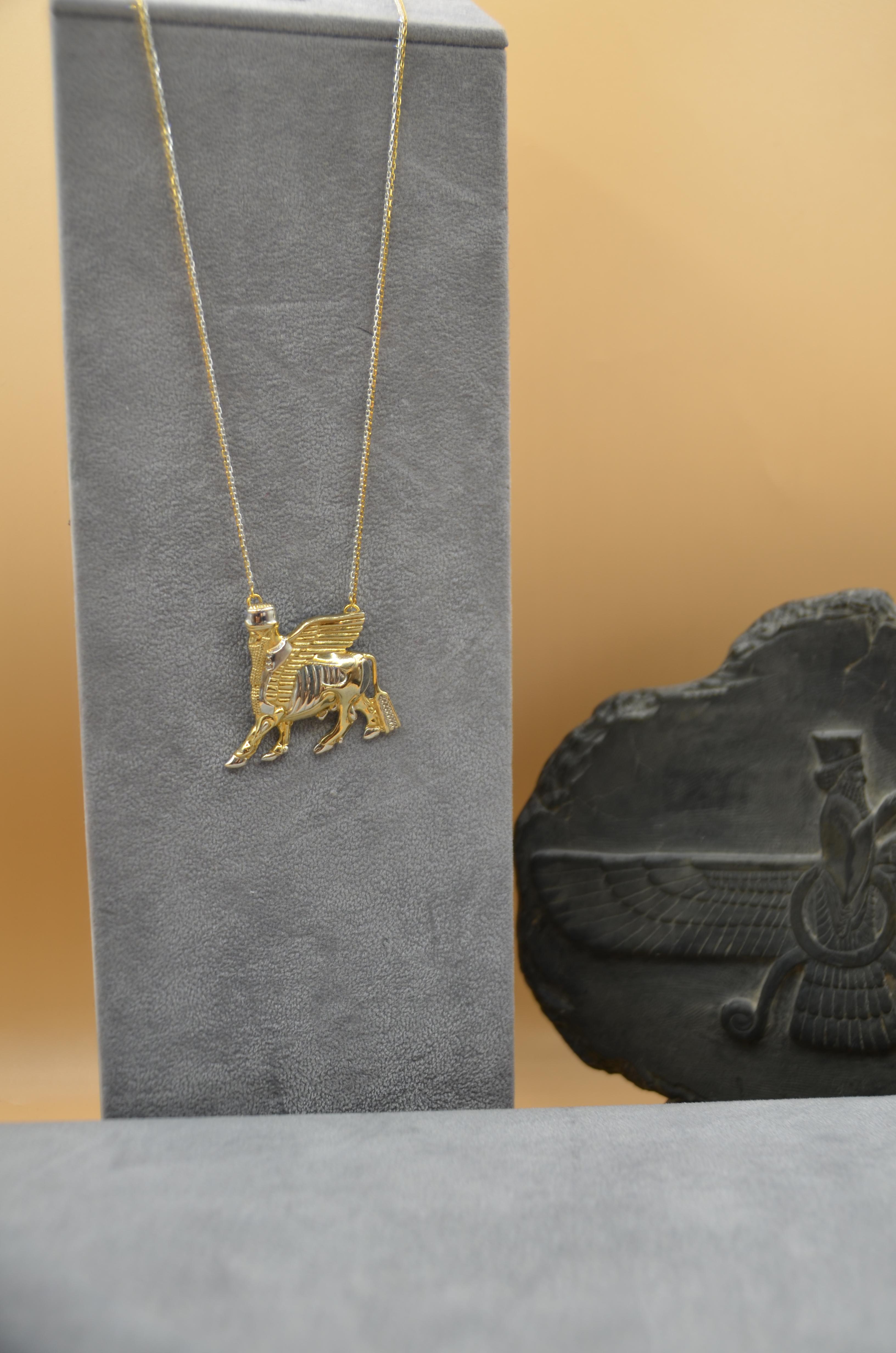 LAMASSU-GOLD & WHİTE