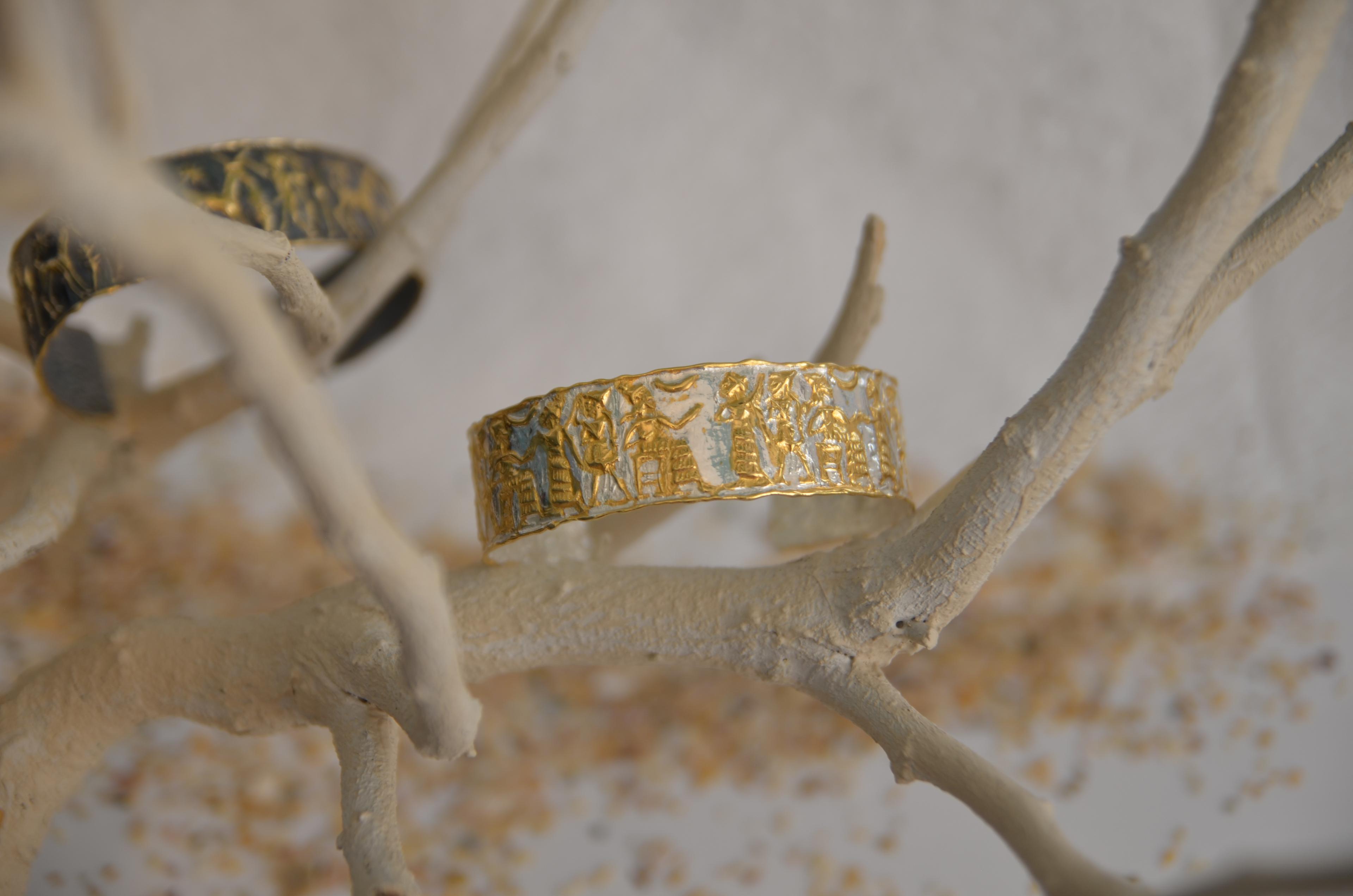 SİLİNDİR MÜHÜR BİLEZİK GOLD & WHİTE