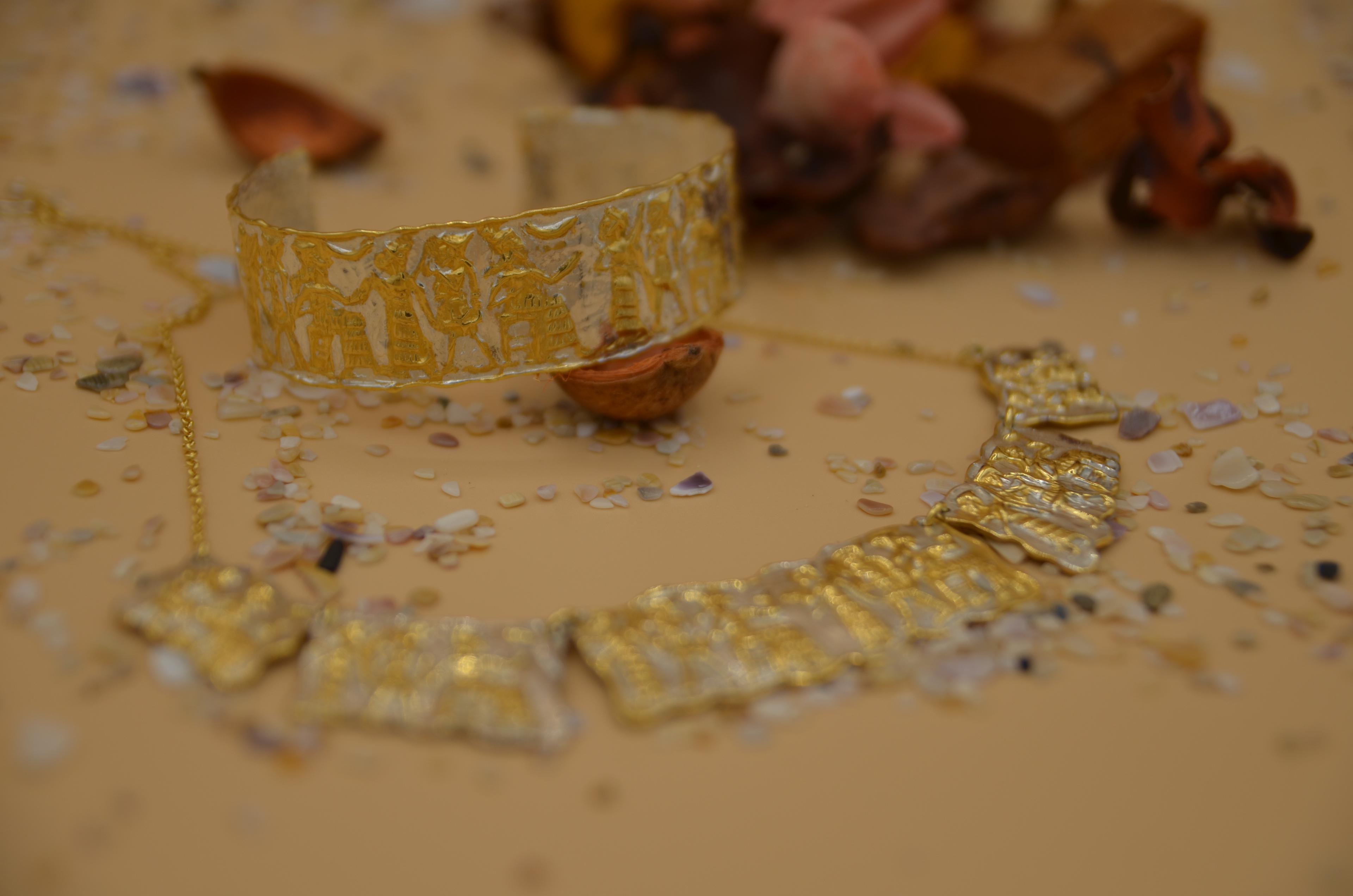 SİLİNDİR MÜHÜR BİLEZİK GOLD & WHİTE