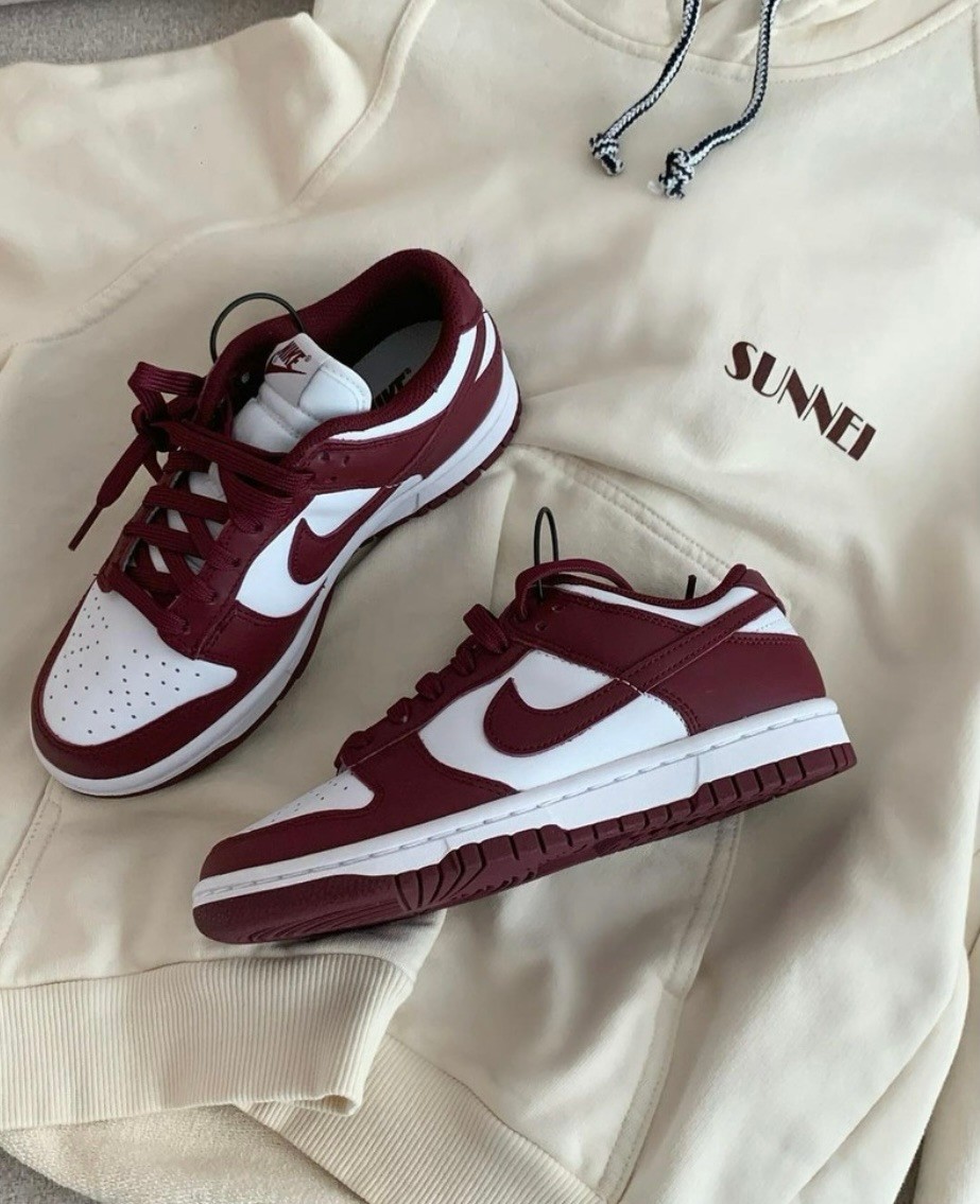 Nike Dunk Low Bordeaux