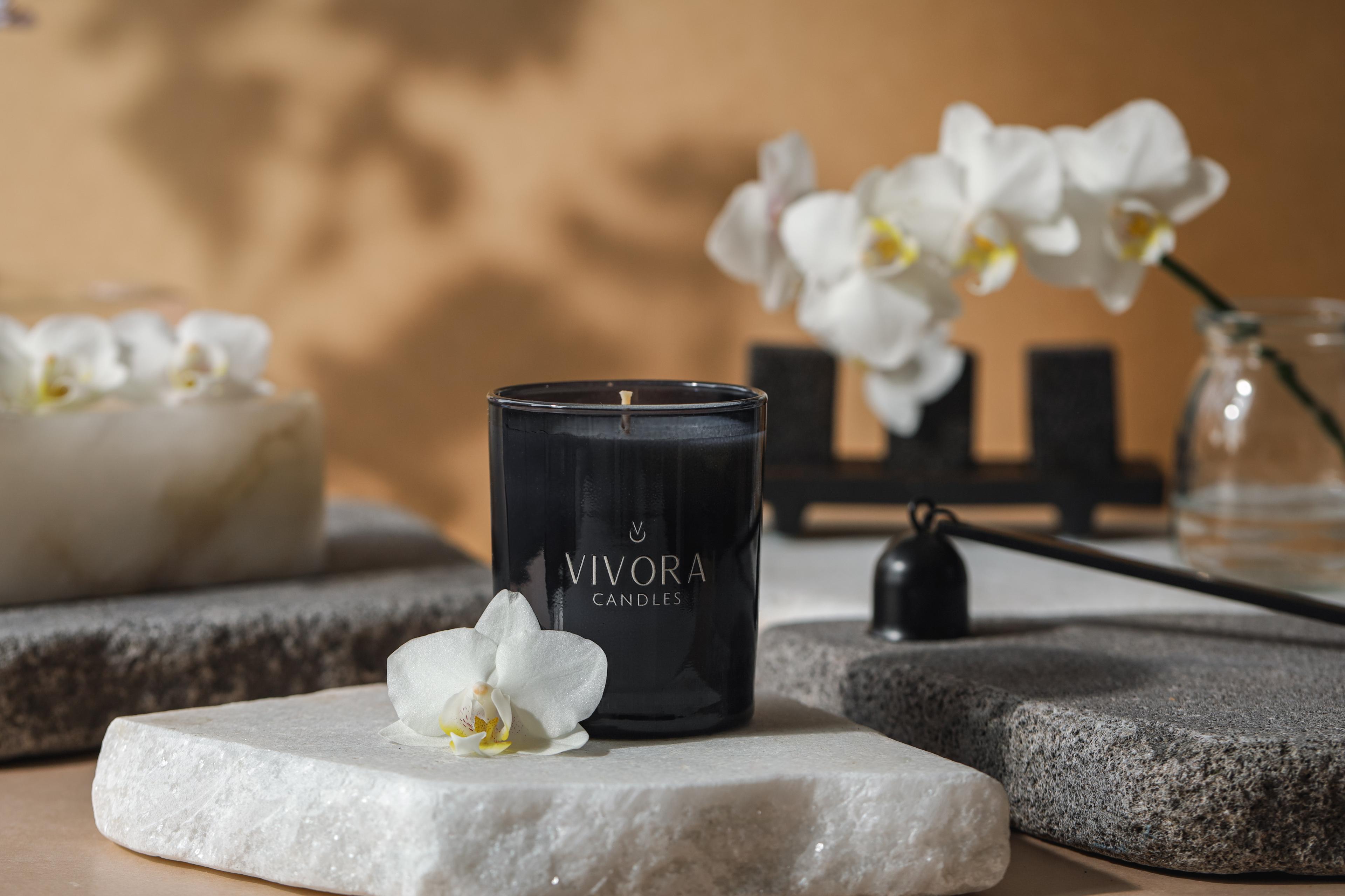 White Jasmin Cam Mum - Black Edition - Small