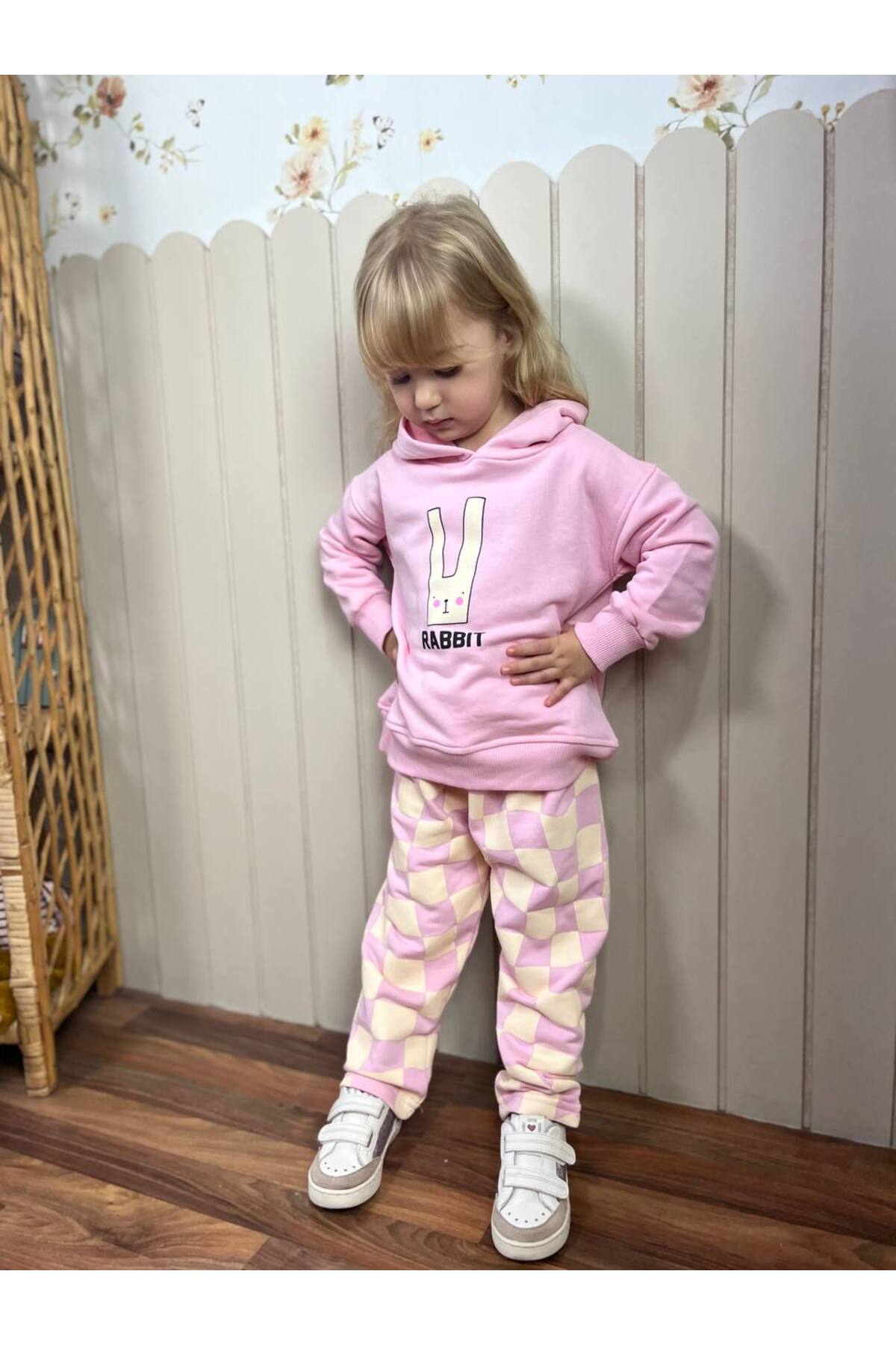 Kız Çocuk Rabbit Baskılı Pembe 3 İplik Alt Üst Takım