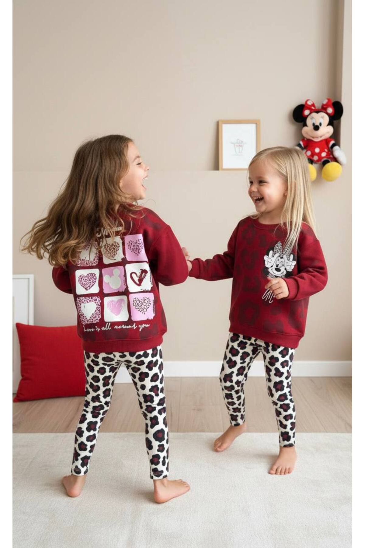 Kız Çocuk Minnie Leopar Desenli Sweathirt ve Tayt Kız Çocuk Takım
