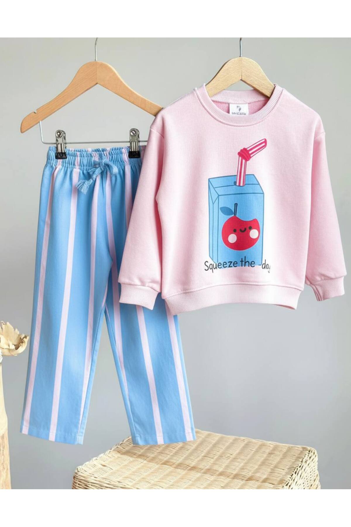 Kız Çocuk Baskılı 3 İplik Kumaş Kanvas Pantolonlu Alt Üst Takım