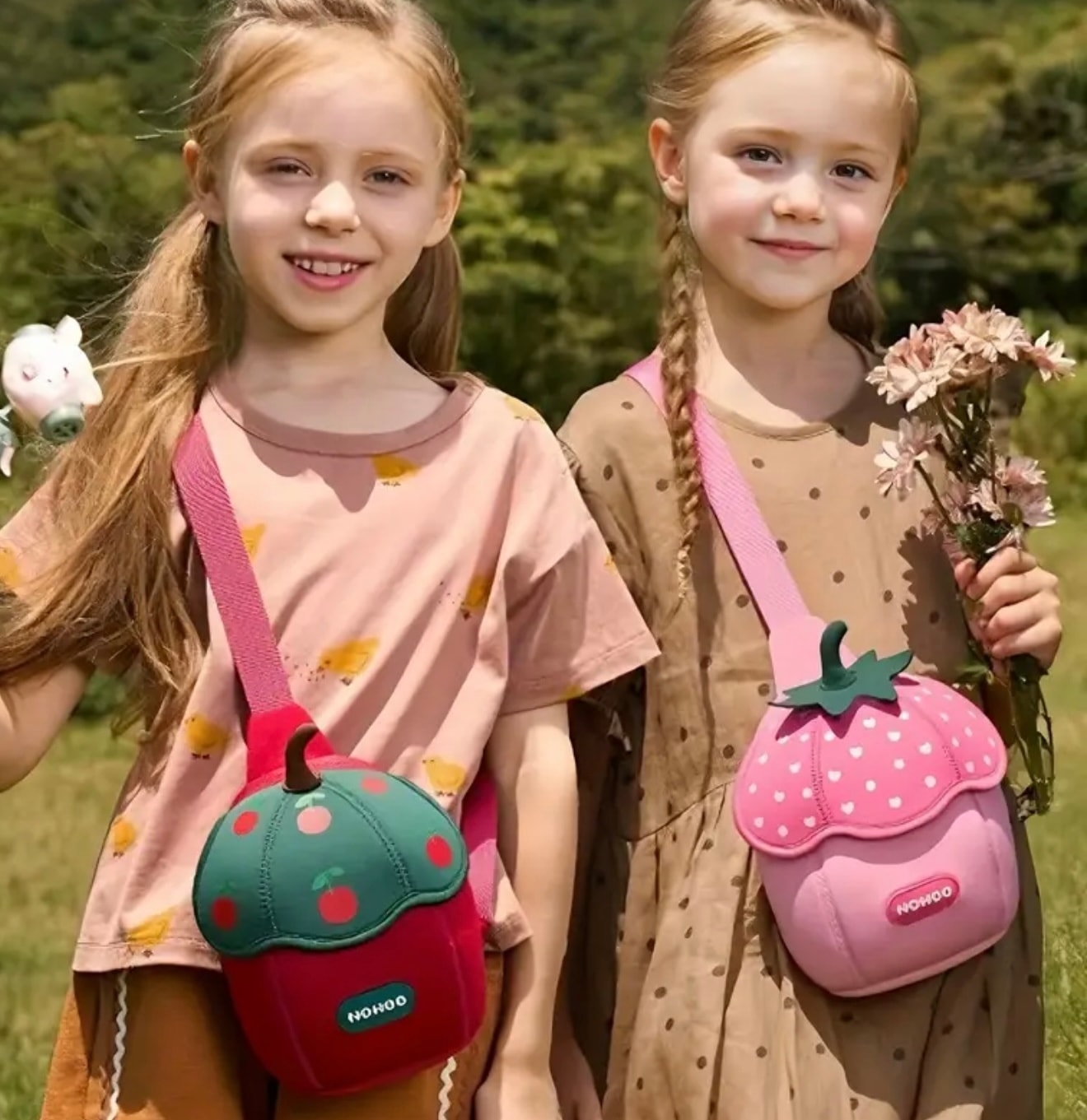 Kız Çocuk Çilek Şekilli Çapraz Çanta