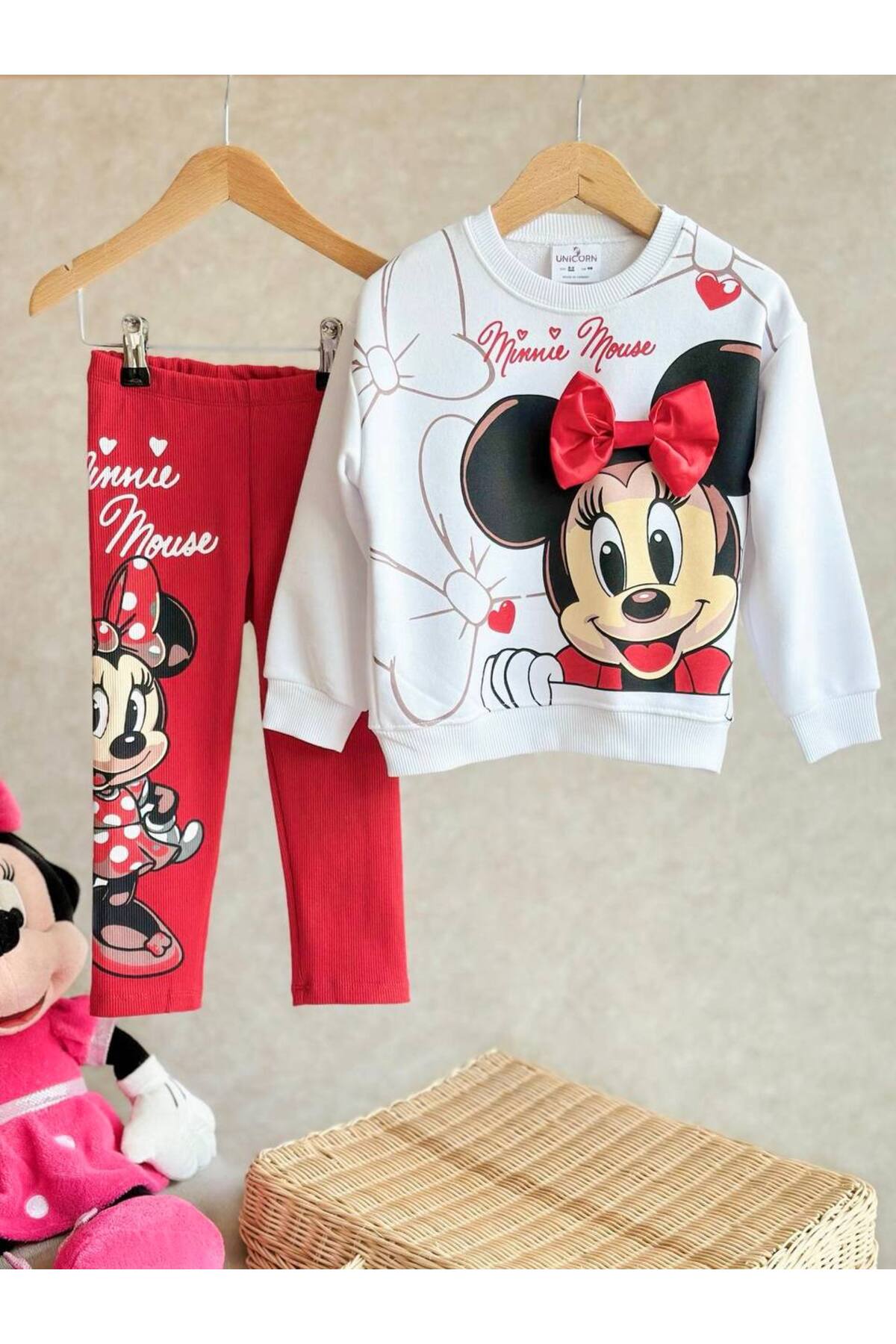 Kız Çocuk Pamuklu Kırmızı Minnie Temalı Takım - Fiyonklu T-shirt ve Tayt