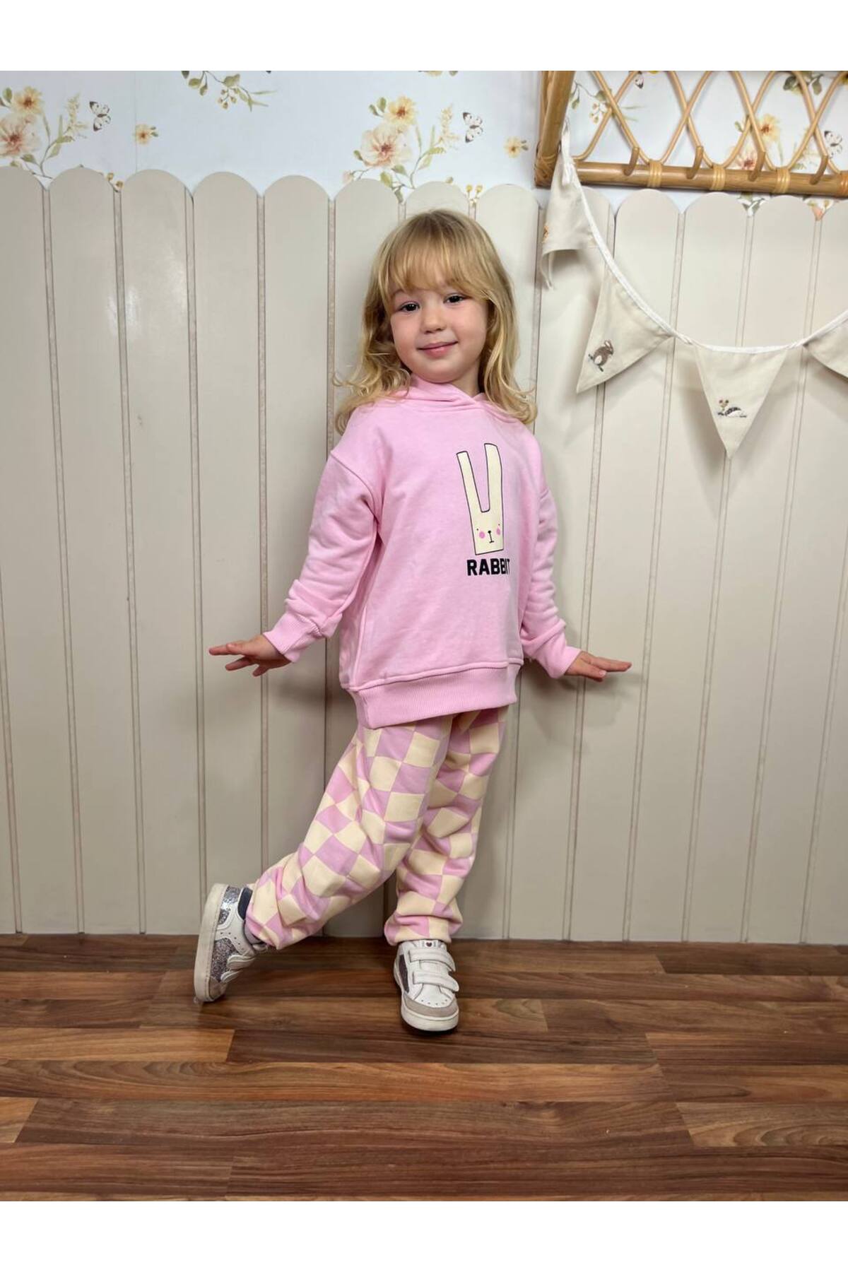 Kız Çocuk Rabbit Baskılı Pembe 3 İplik Alt Üst Takım