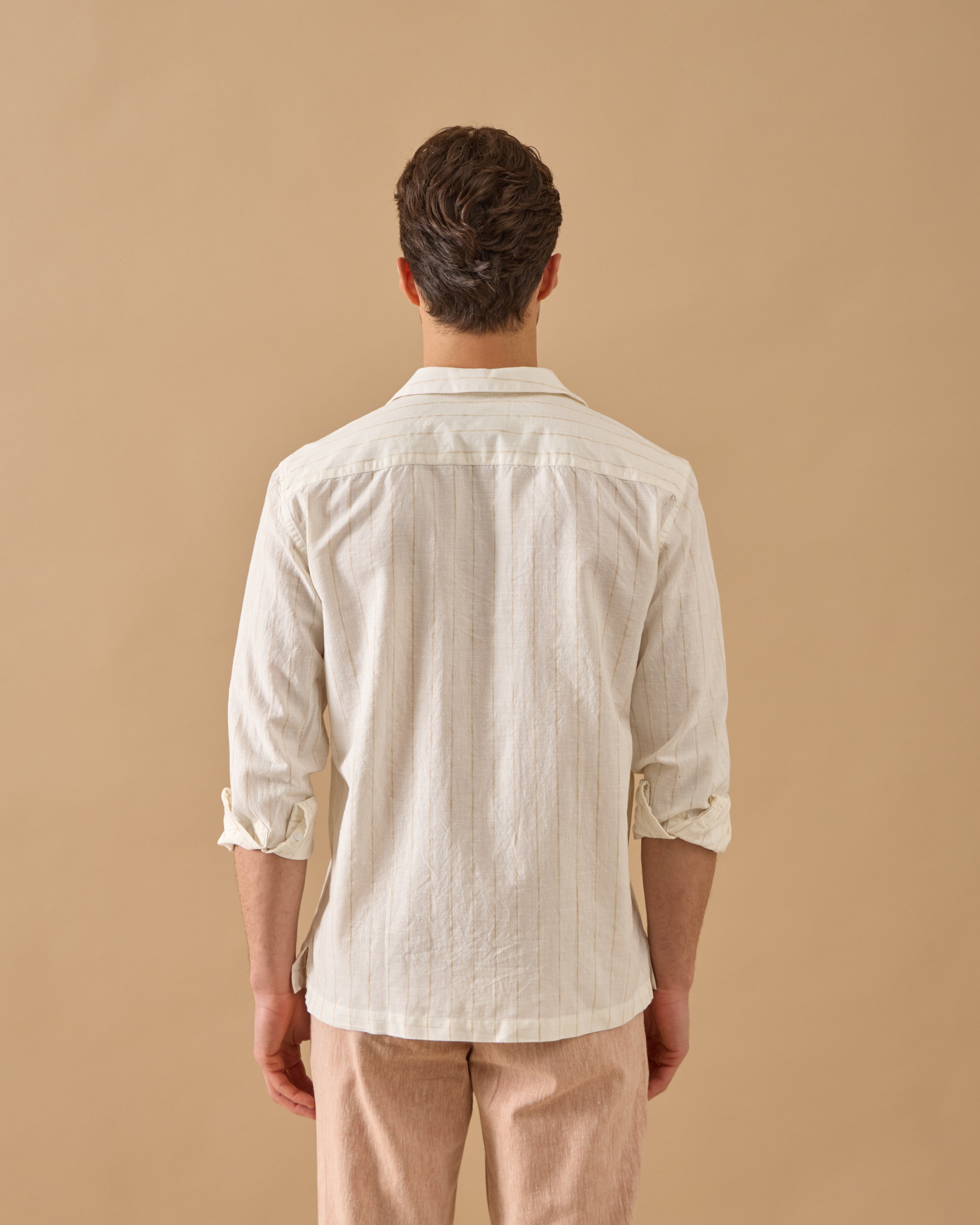 İnce Çizgili Relaxed Fit Keten Gömlek