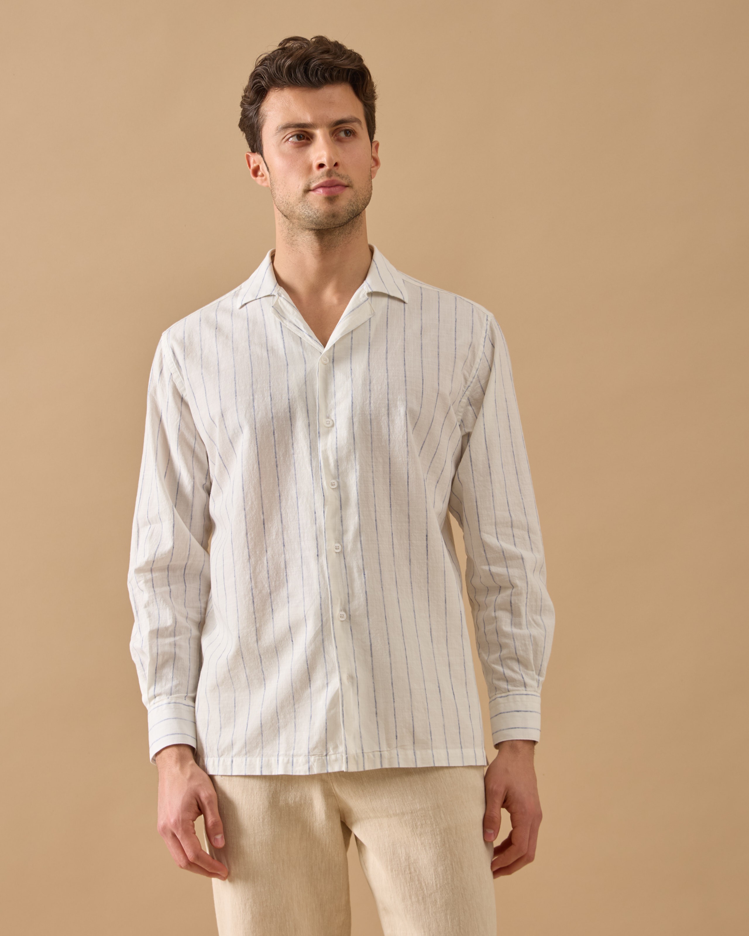 İnce Çizgili Relaxed Fit Keten Gömlek