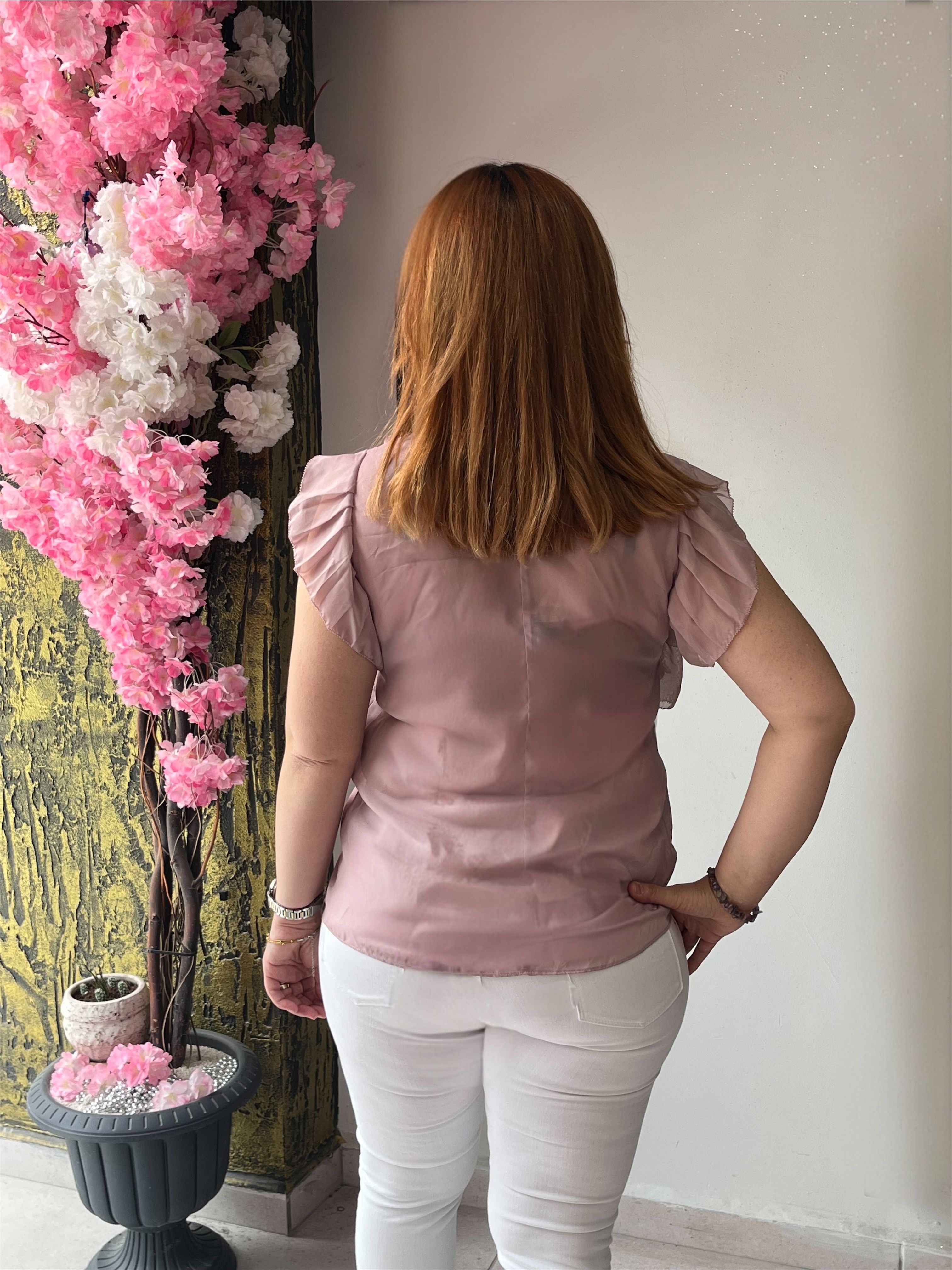 Sıfır Yaka Fırfırlı Çiçek Detaylı Şifon Bluz