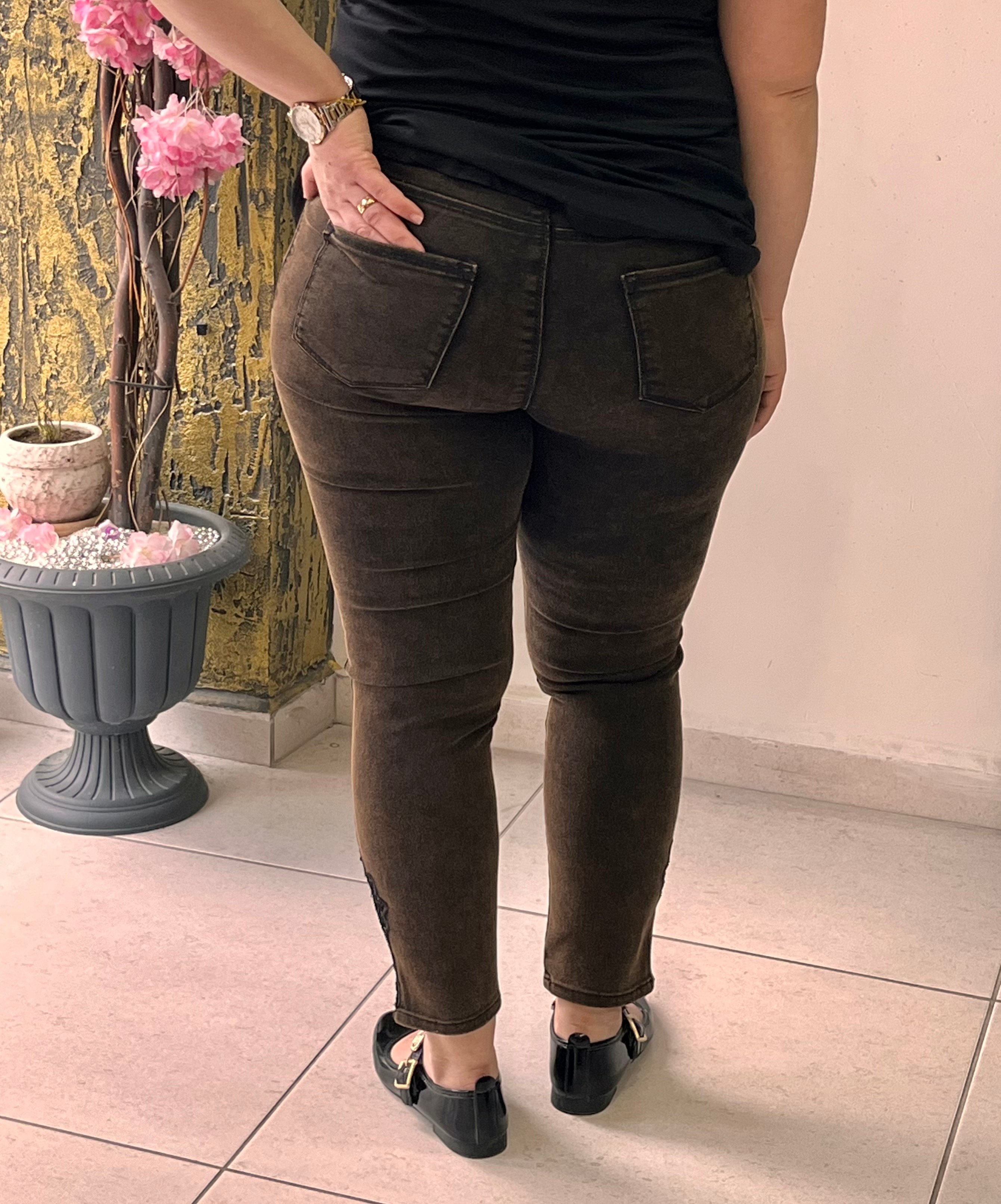 Taş Yıkama Lazer Detaylı Jean Pantolon 