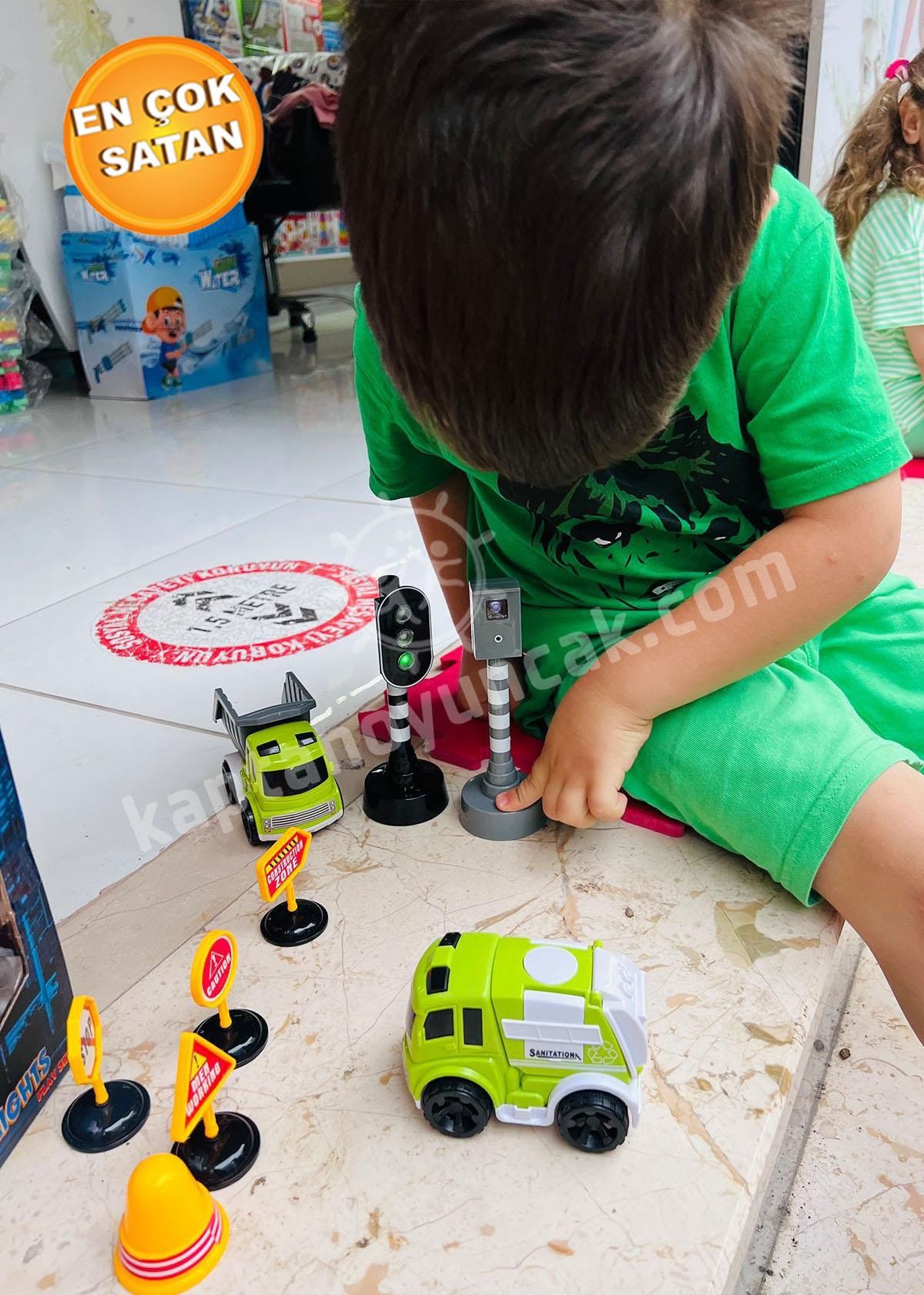 Sunman Maxx Wheels Sesli ve Işıklı Arabalı Trafik Işık Seti - Geri Dönüşüm Araçları