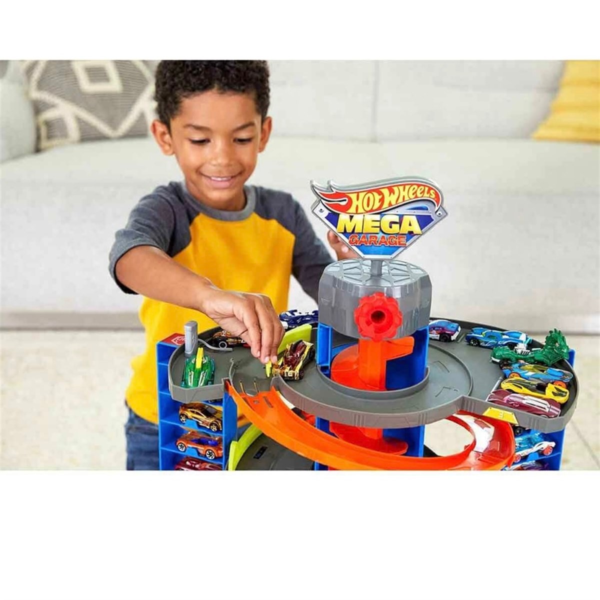 Hot Wheels Mega Garaj Oyun Seti GTT95