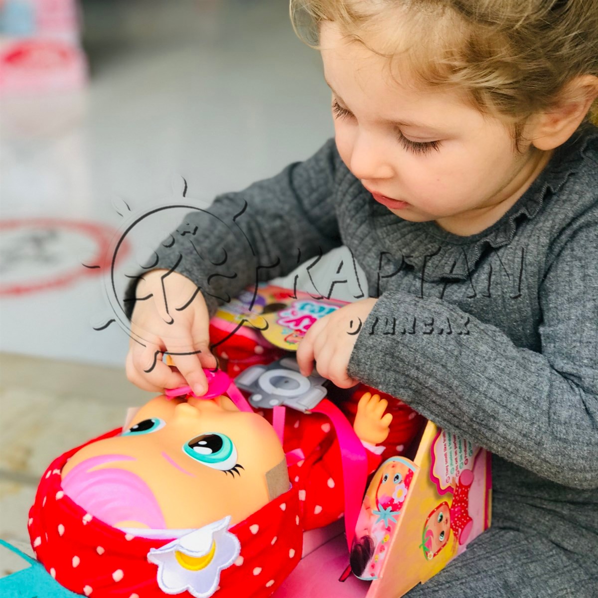 Cry Babies Ağlayan Bebekler Tutti Frutti CYB12000 - Çilek Ella