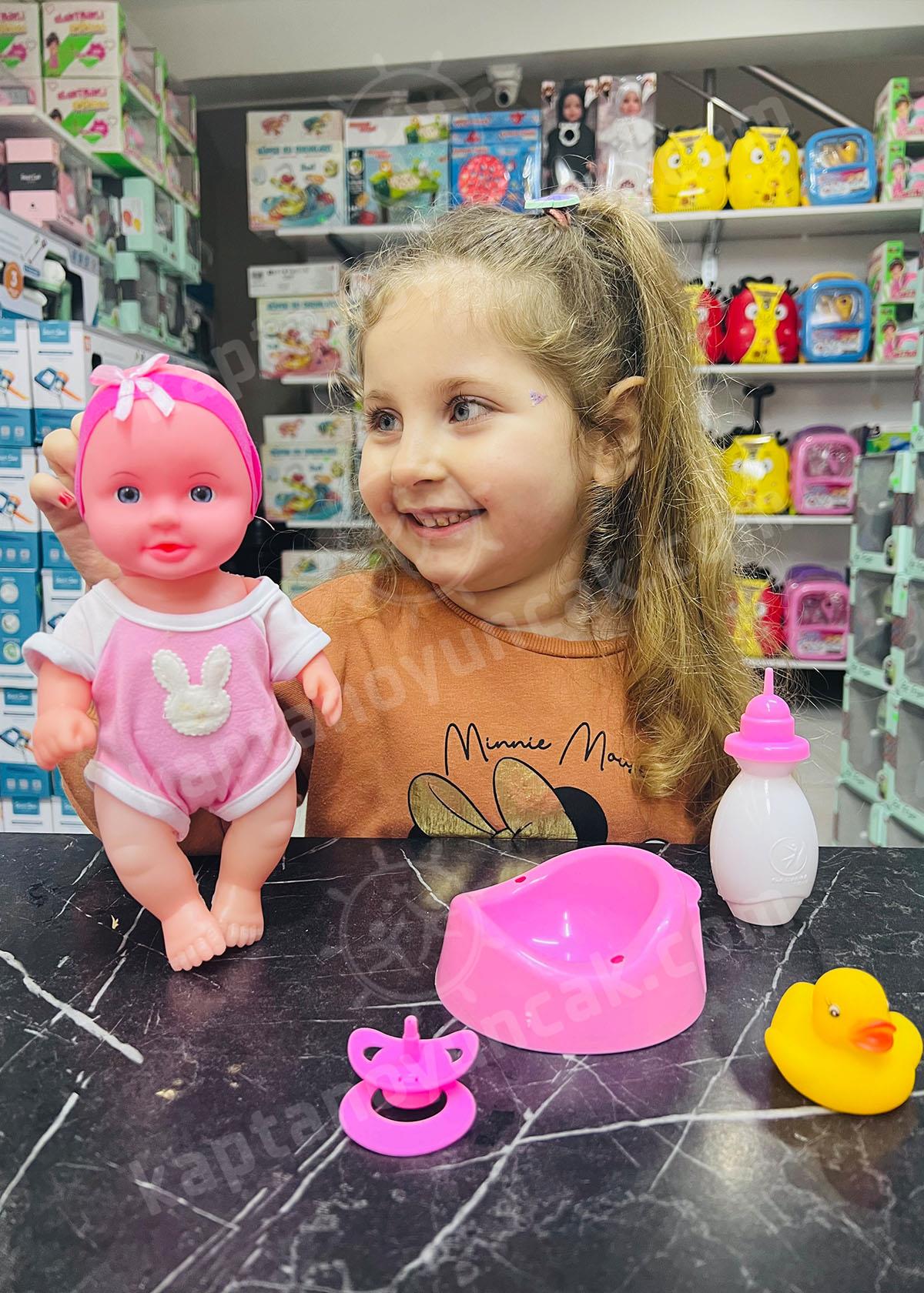 Global Altını Islatan Sesli Bandanalı Robin Bebek