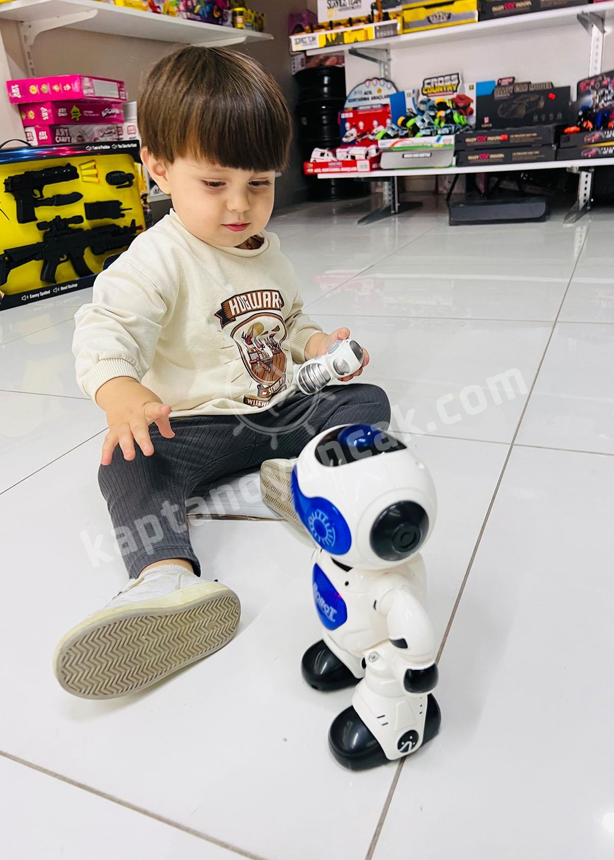 Birlik Uzaktan Kumandalı Türkçe Konuşan Akıllı Robot - Uzaktan Kumandalı Robot