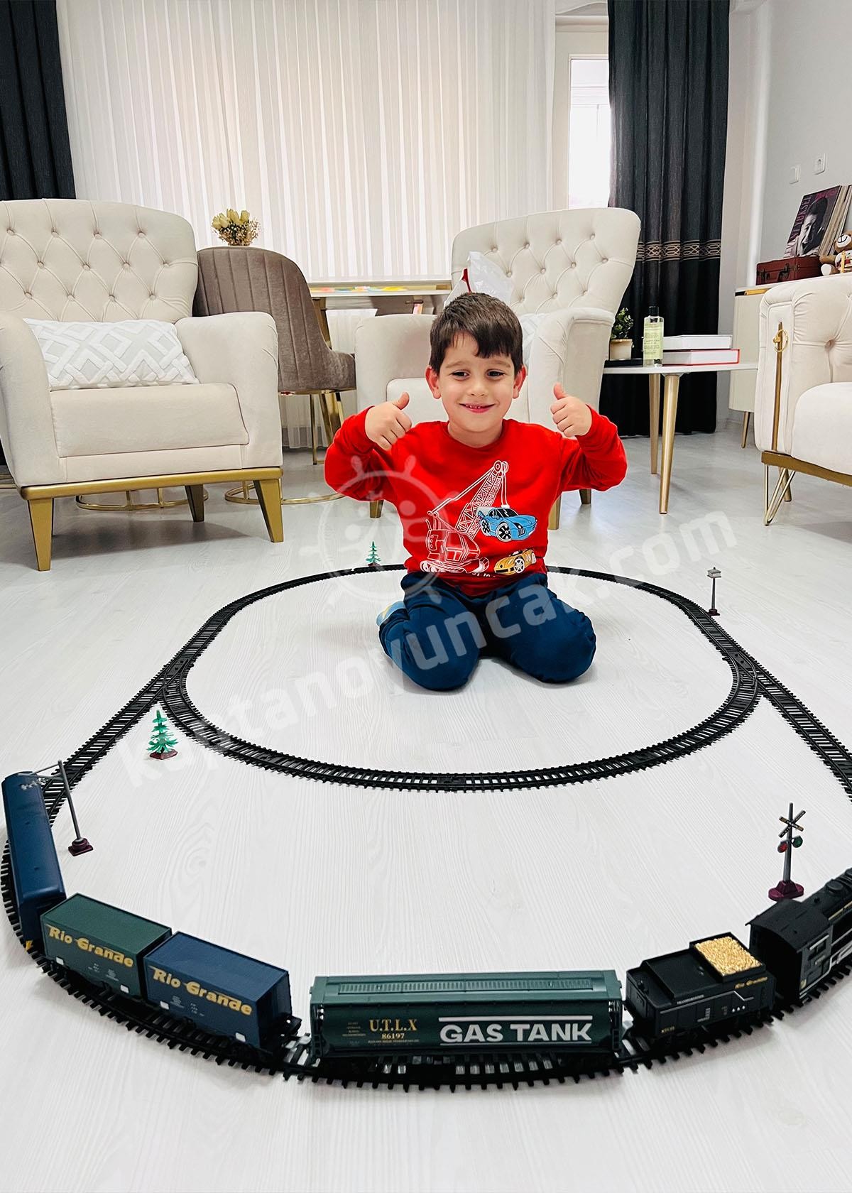 Vardem Sesli Işıklı Kara Tren 33 Parça
