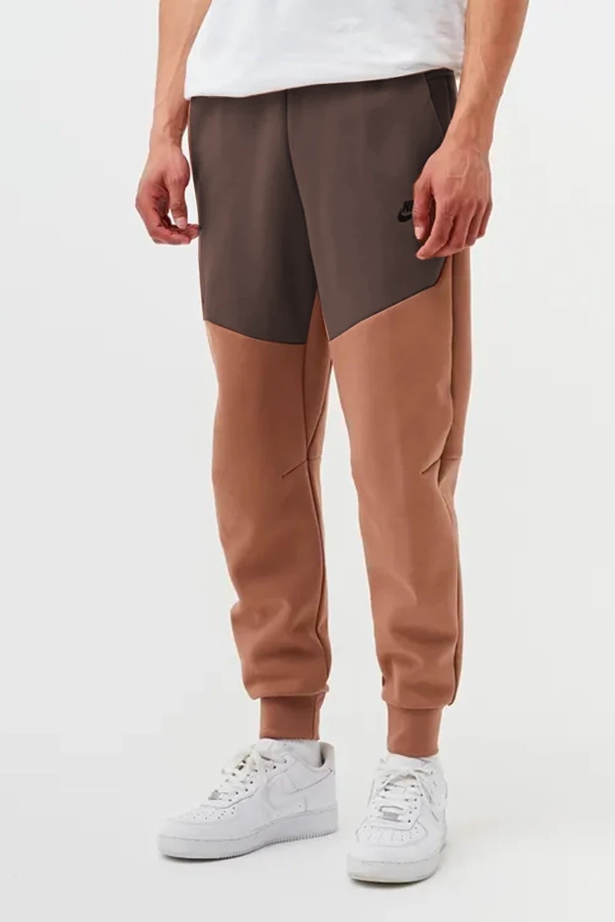 Tech Fleece Joggers - Brown