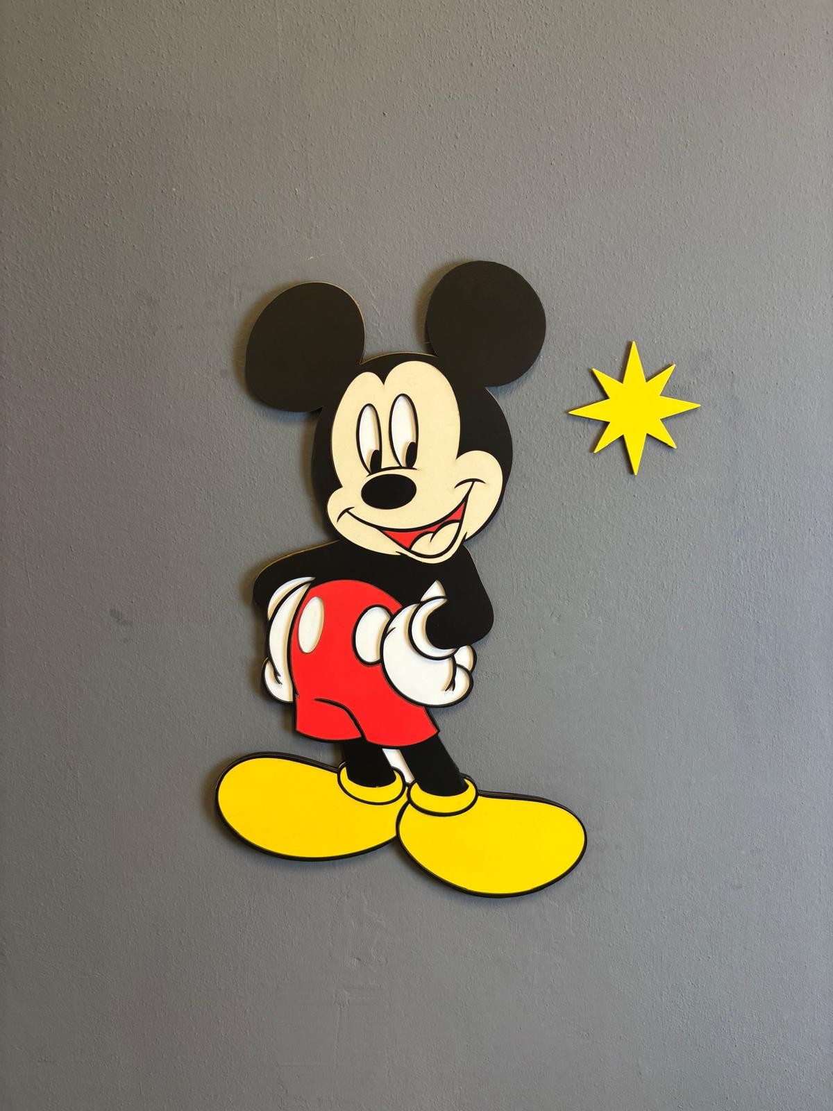 Mickey Mouse Ahşap Çocuk Odası Duvar Dekorasyonu