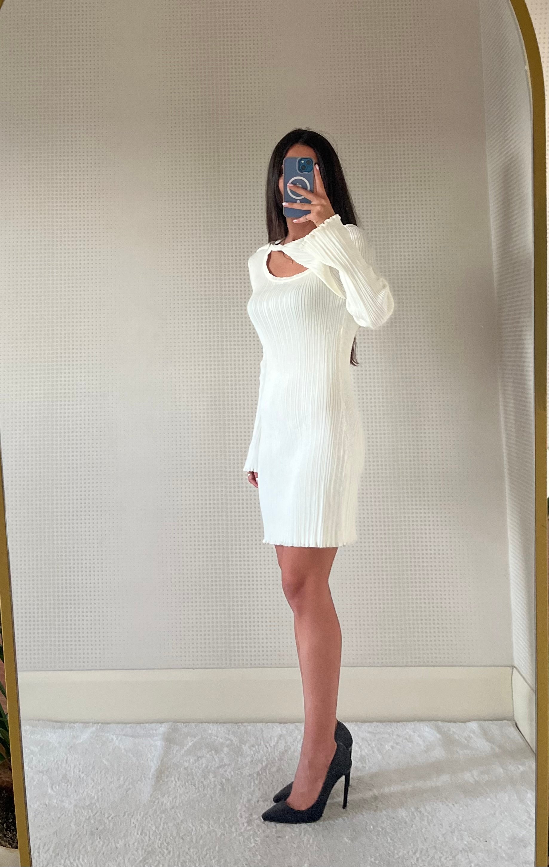 PEARLY KIRIK BEYAZ PENCERE DETAYLI TRİKO ELBİSE
