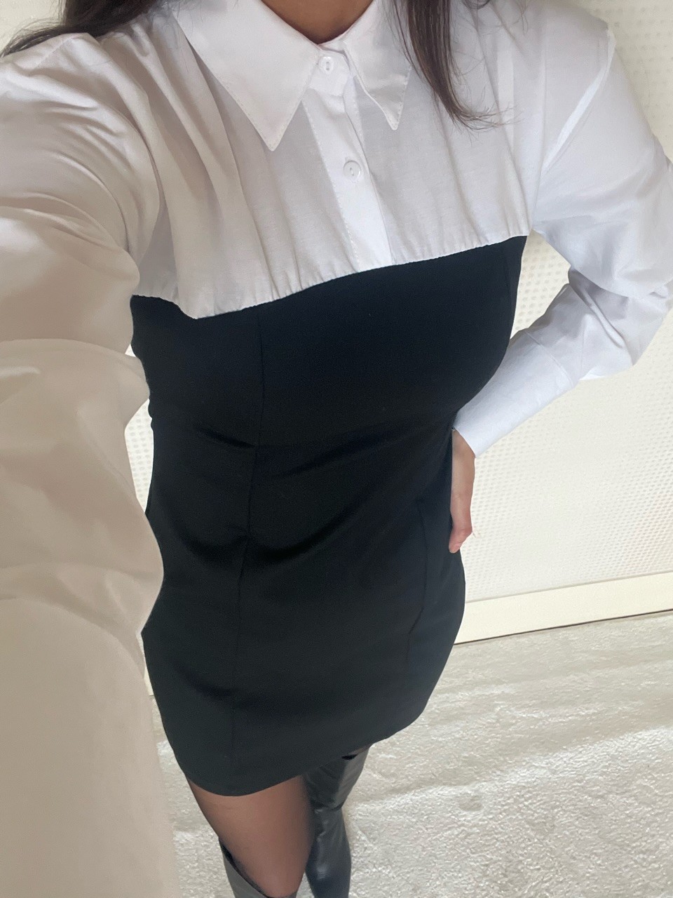 LADY SİYAH GÖMLEK YAKA KISA ELBİSE