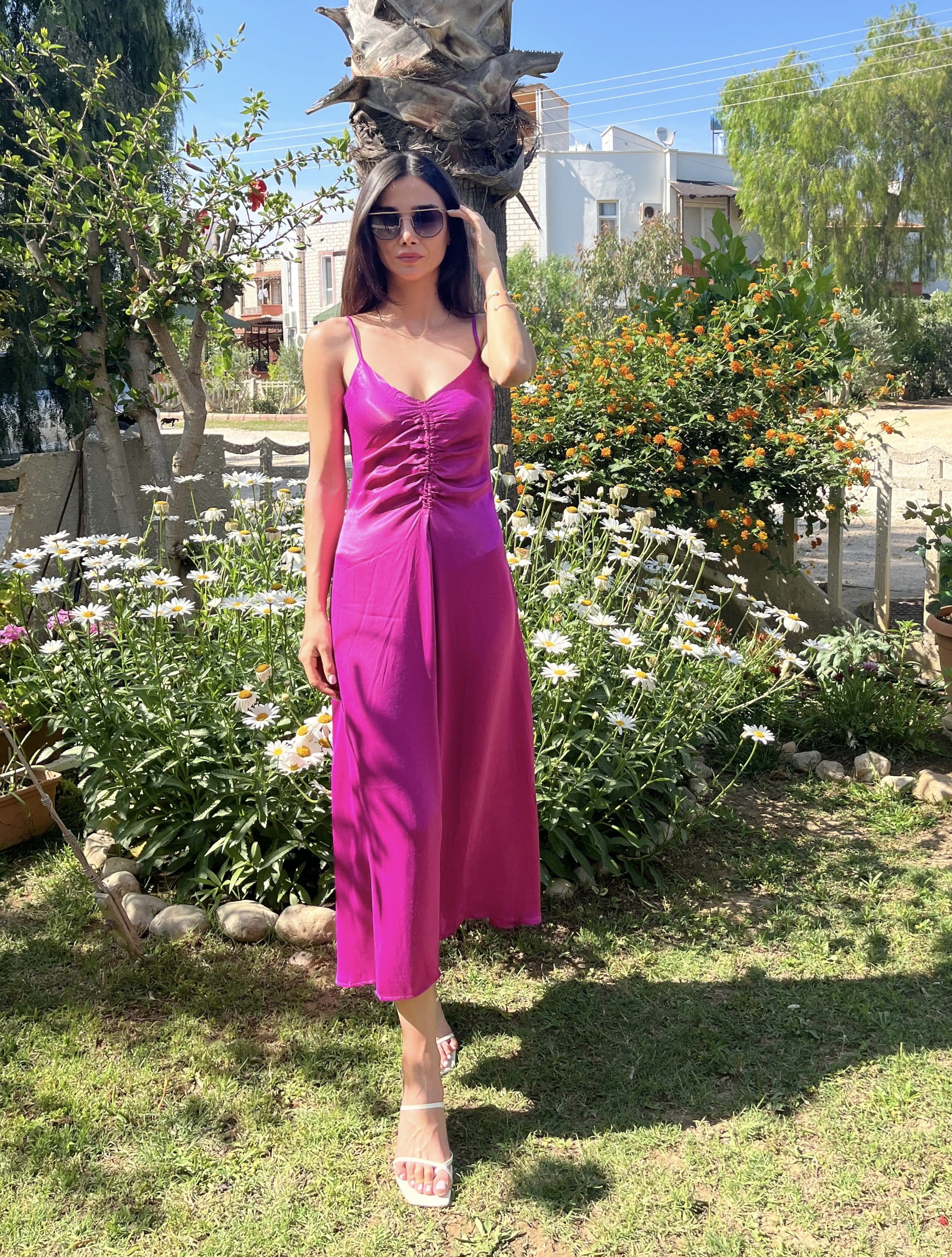 BEGON DRAPE DETAYLI MİDİ ELBİSE