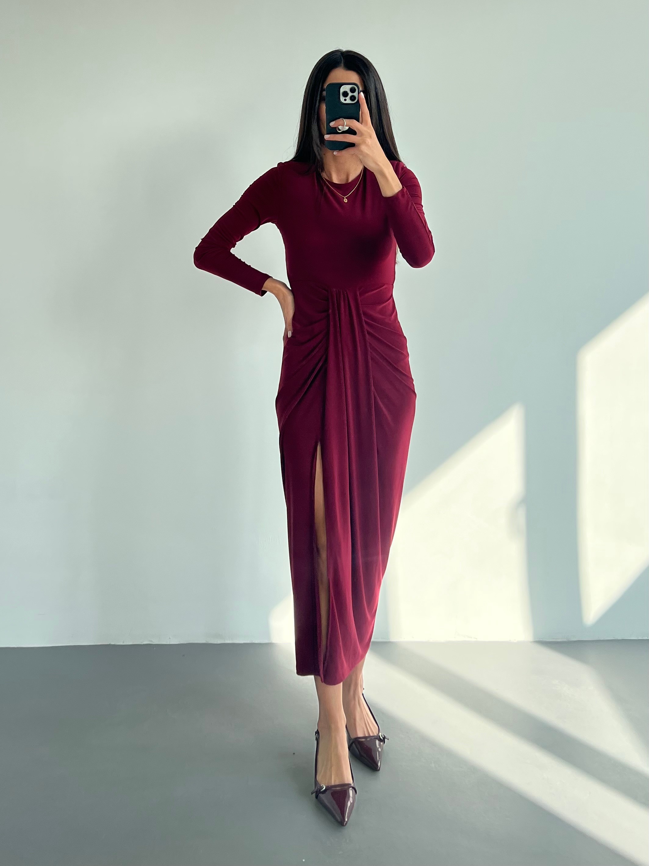LAURA ÖN YIRTMAÇ DETAYLI ELBİSE - bordo