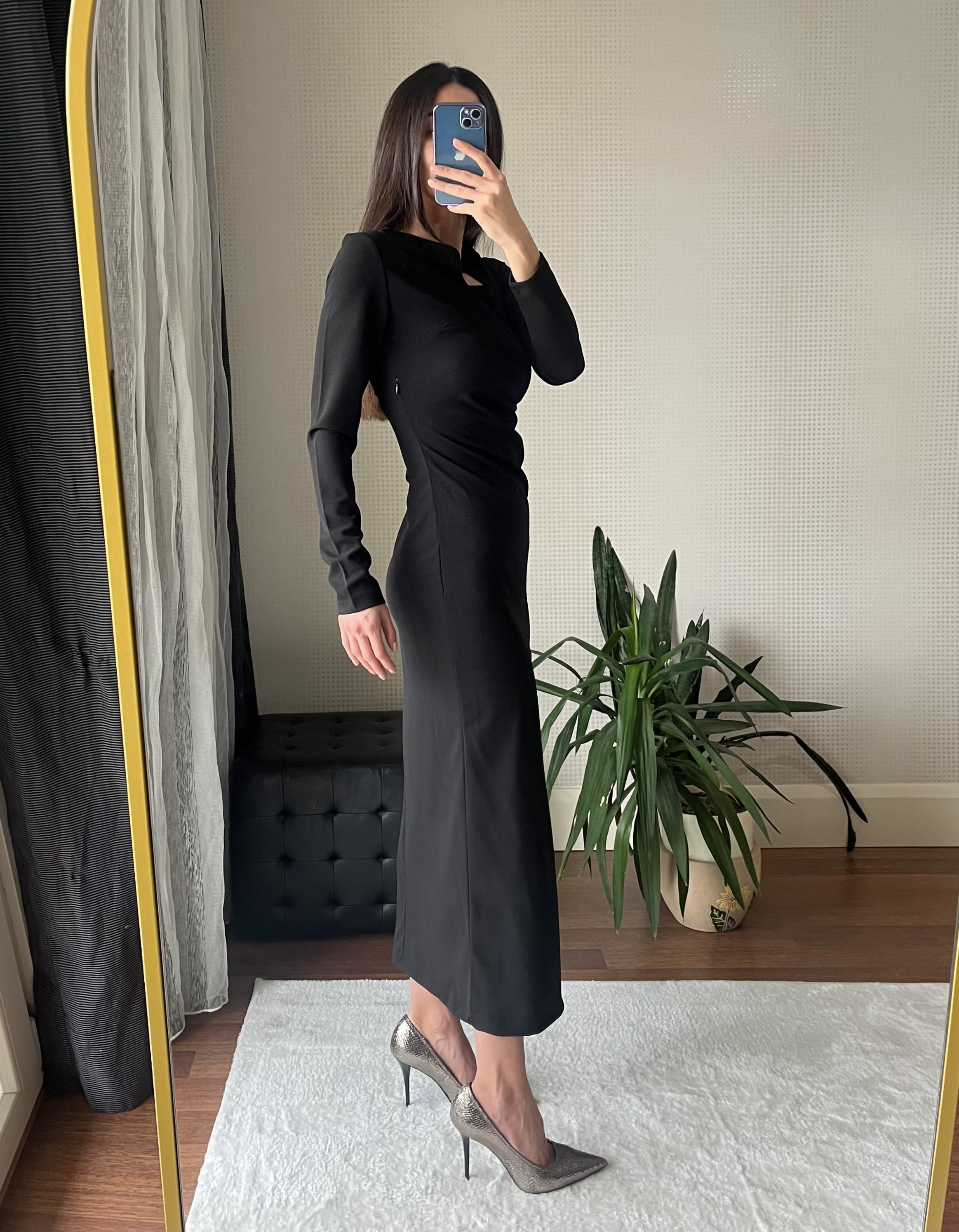 PENCERE DETAYLI YIRTMAÇLI ELBİSE
