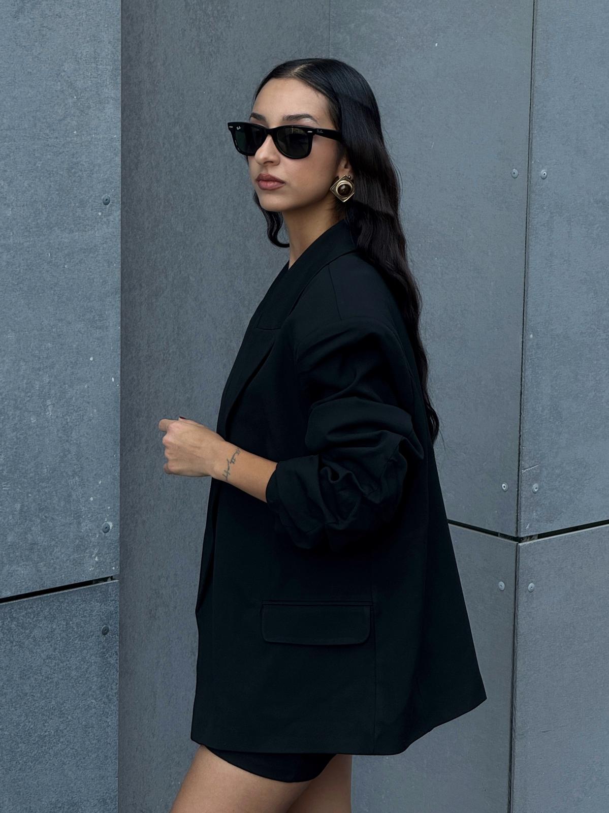 OVERSİZE BLAZER VE ETEK TAKIMI