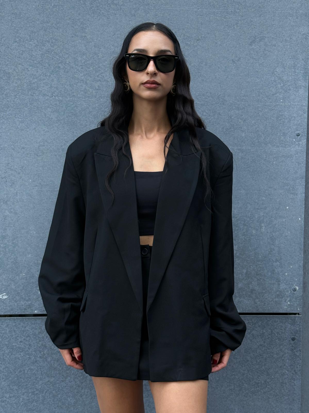 OVERSİZE BLAZER VE ETEK TAKIMI