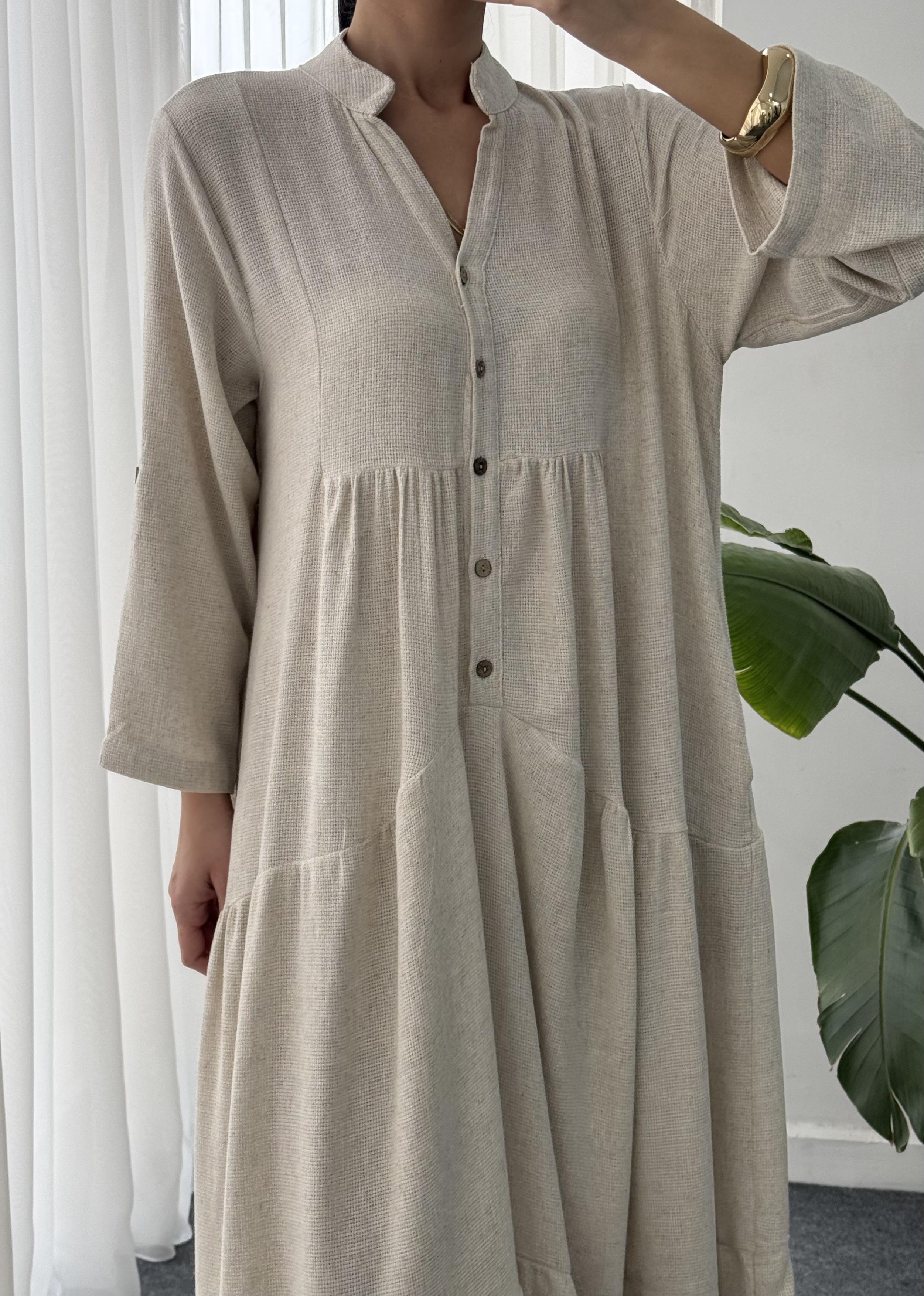 Hakim Yaka Beyaz Çizgili Oversize Elbise