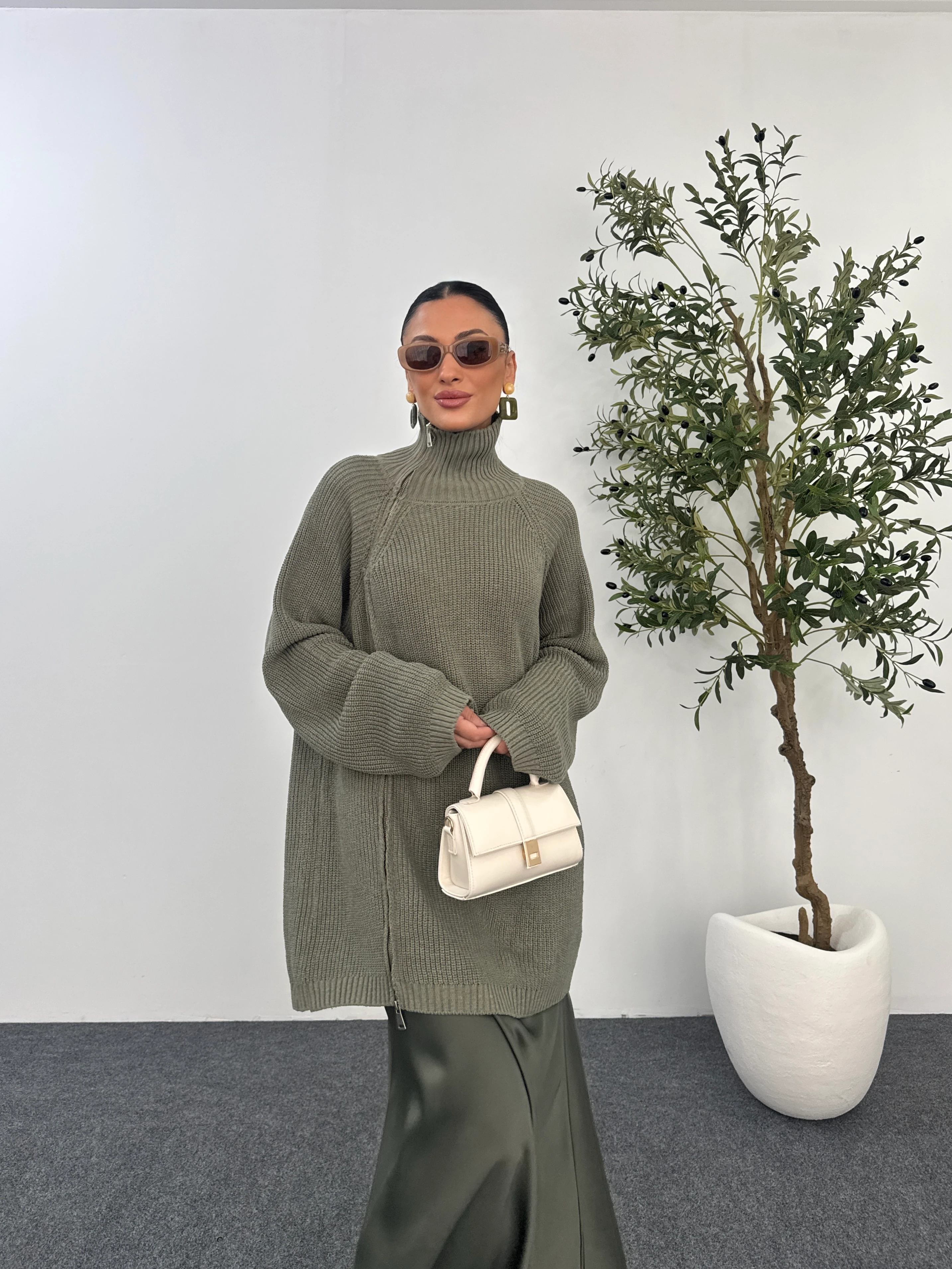 Yanı Fermuarlı Örgü Kazak