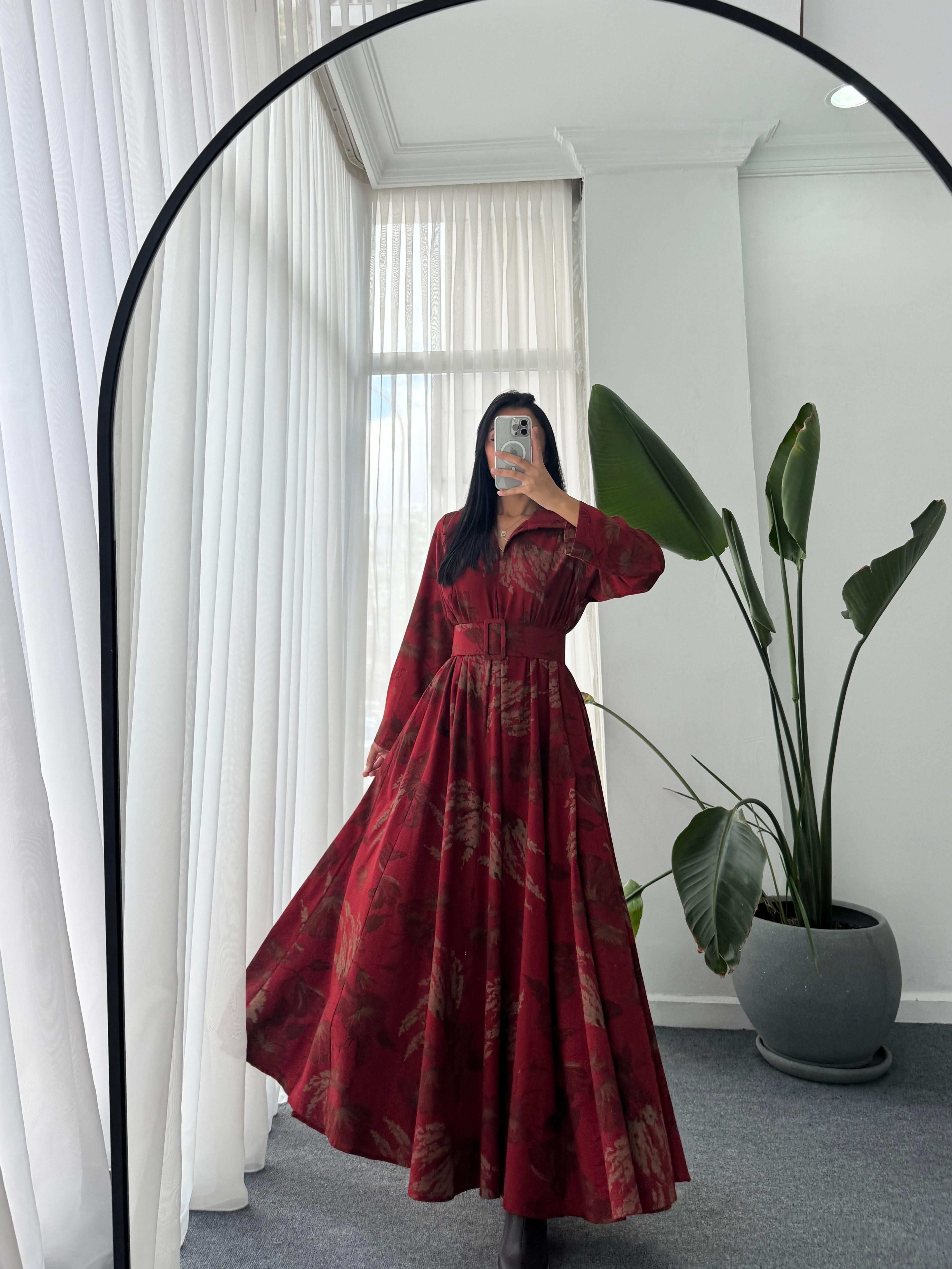 Kemerli Desenli Elbise  - Bordo