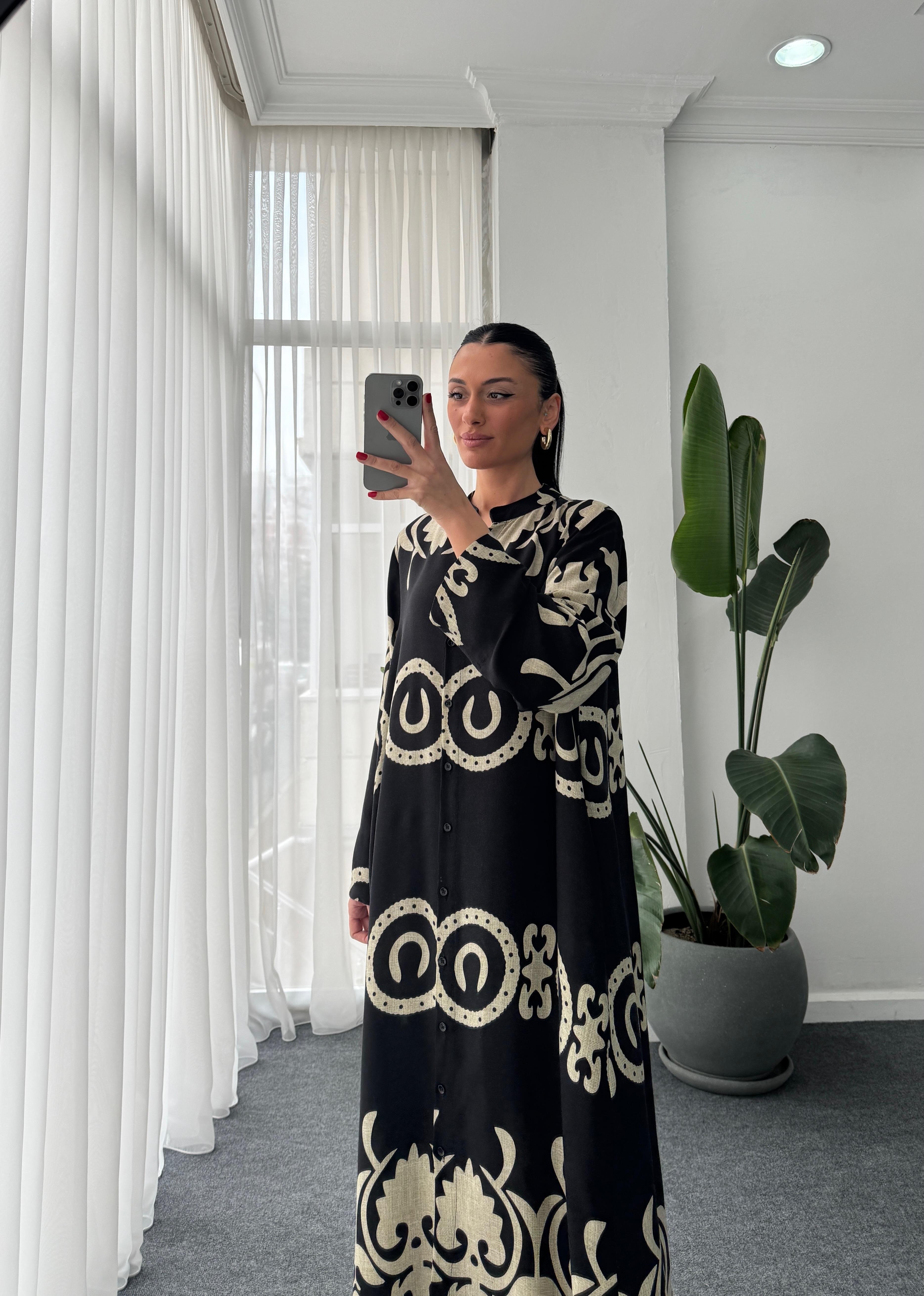 Hakim Yaka Gömlek Elbise