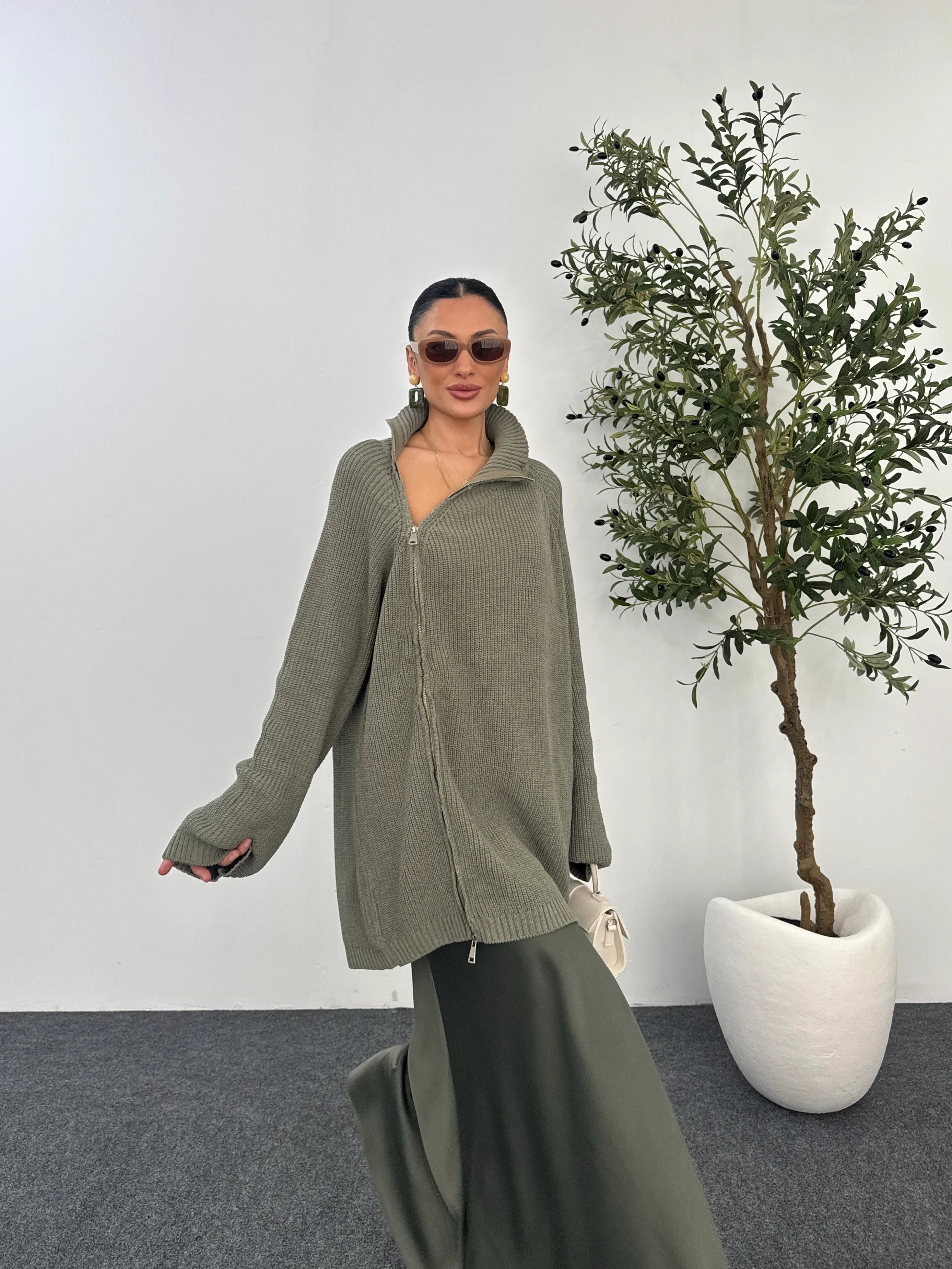 Yanı Fermuarlı Örgü Kazak