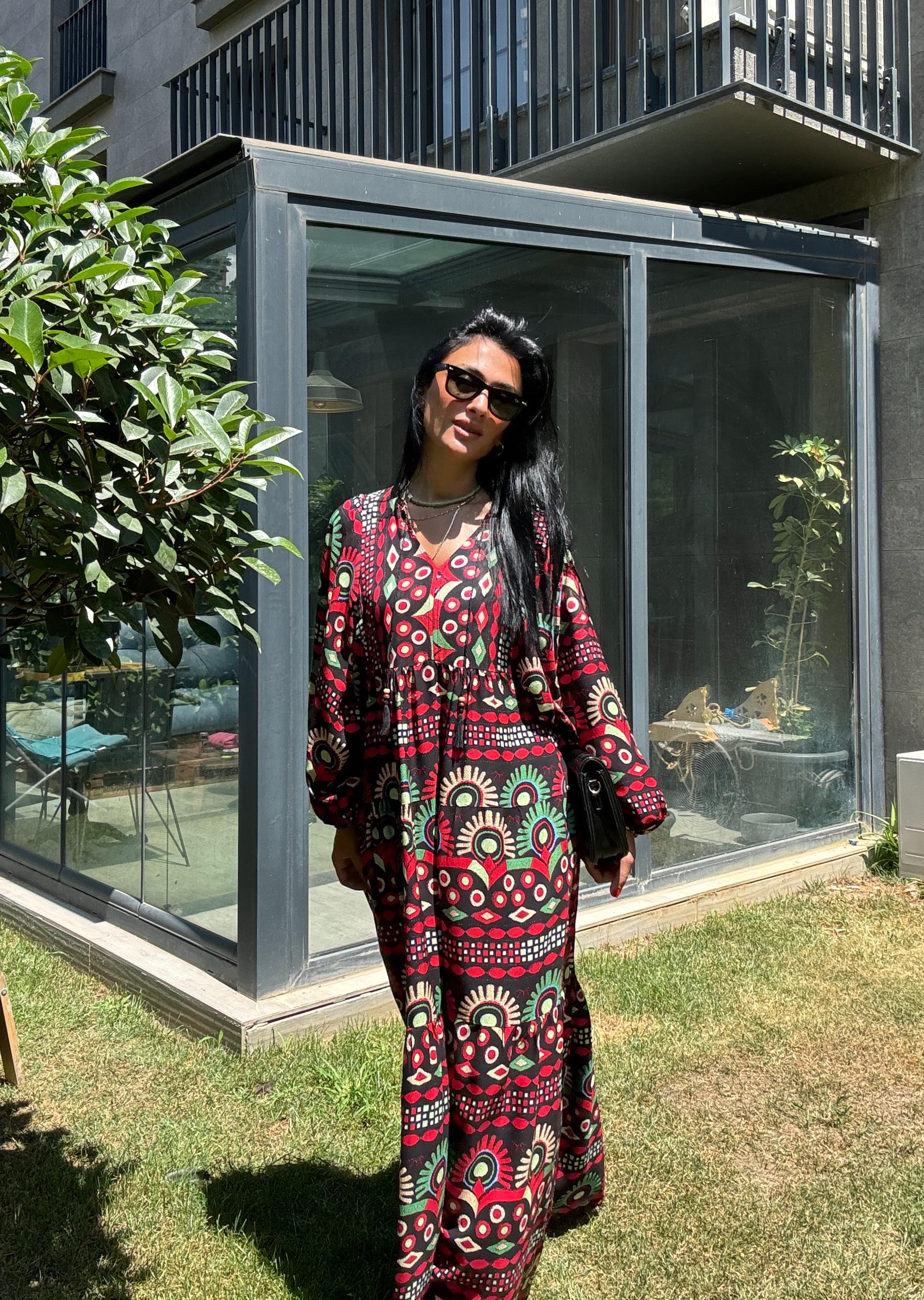 V Yaka Balon Kol Elbise