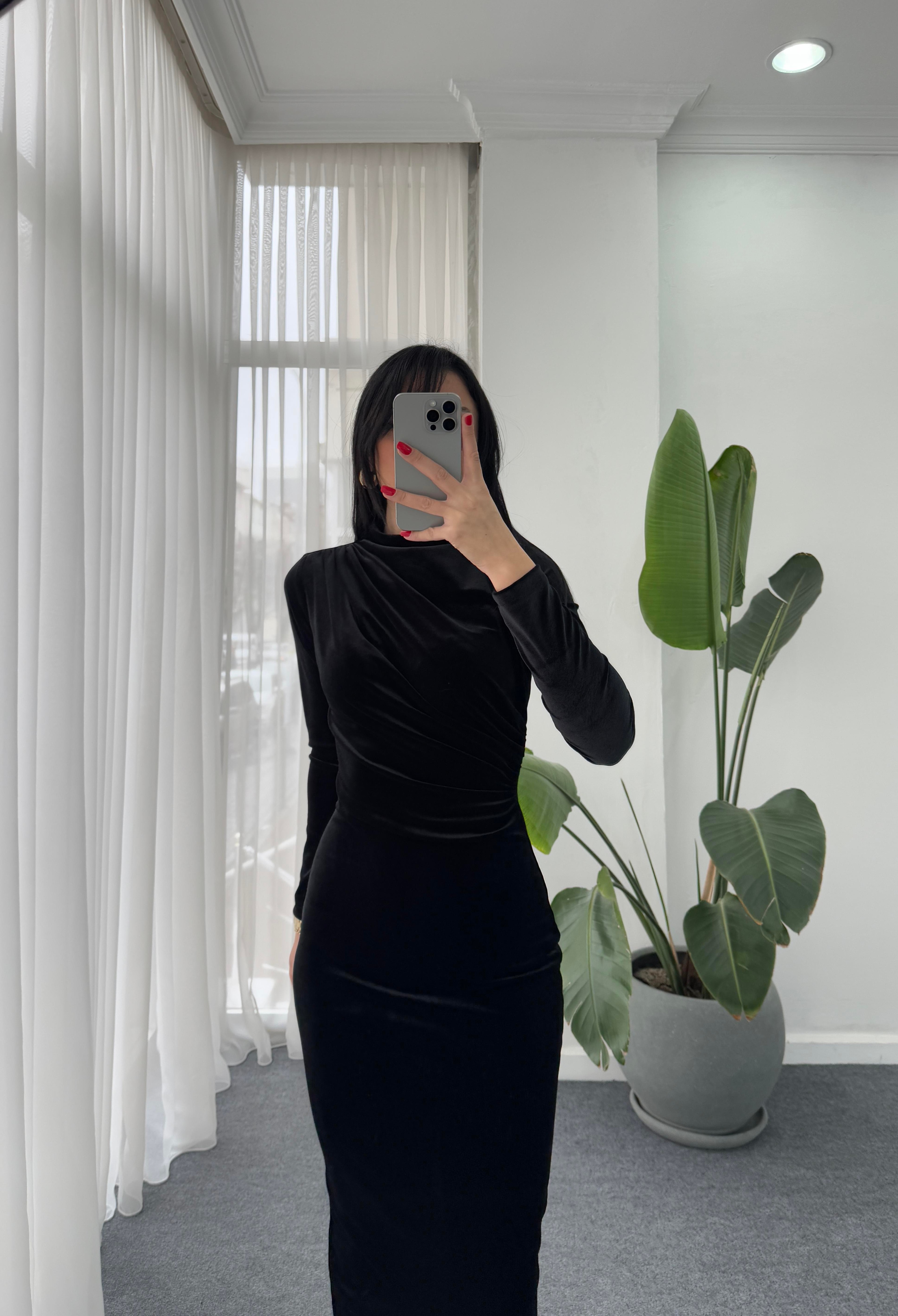 Drape Detay Kadife Elbise