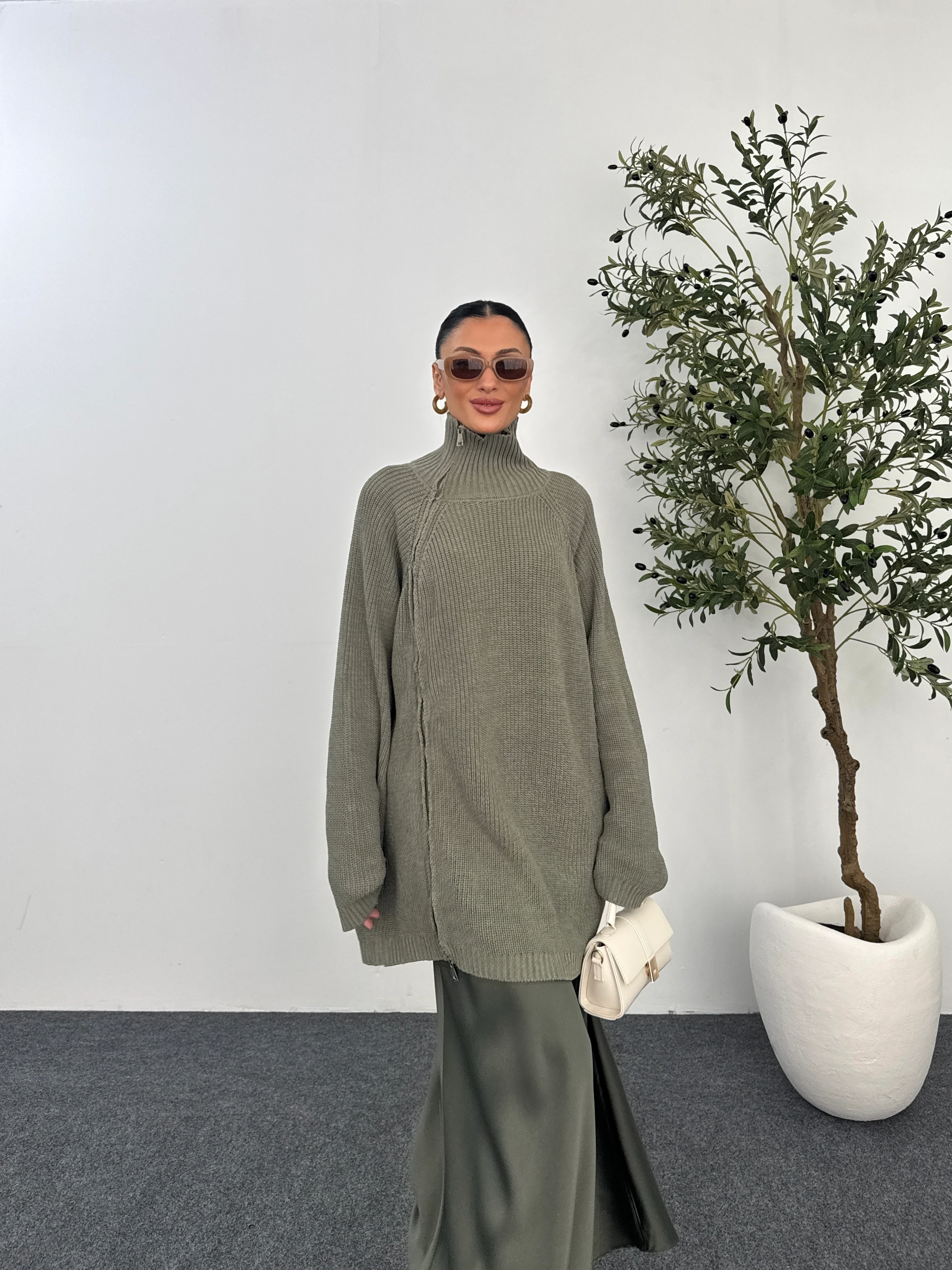 Yanı Fermuarlı Örgü Kazak